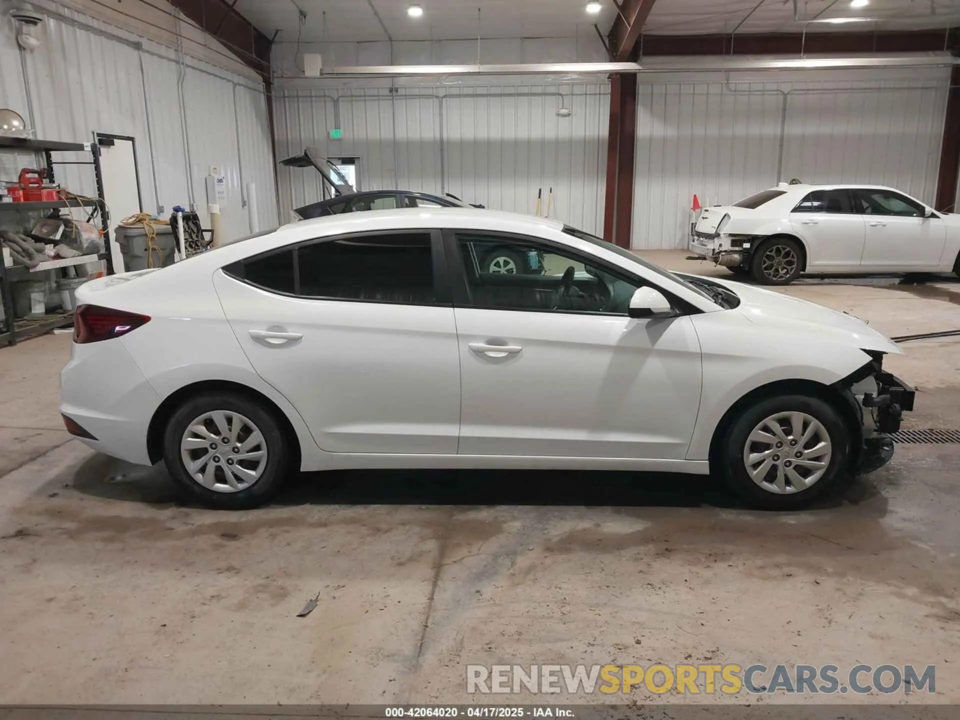 14 Photograph of a damaged car 5NPD74LF5KH437406 HYUNDAI ELANTRA 2019