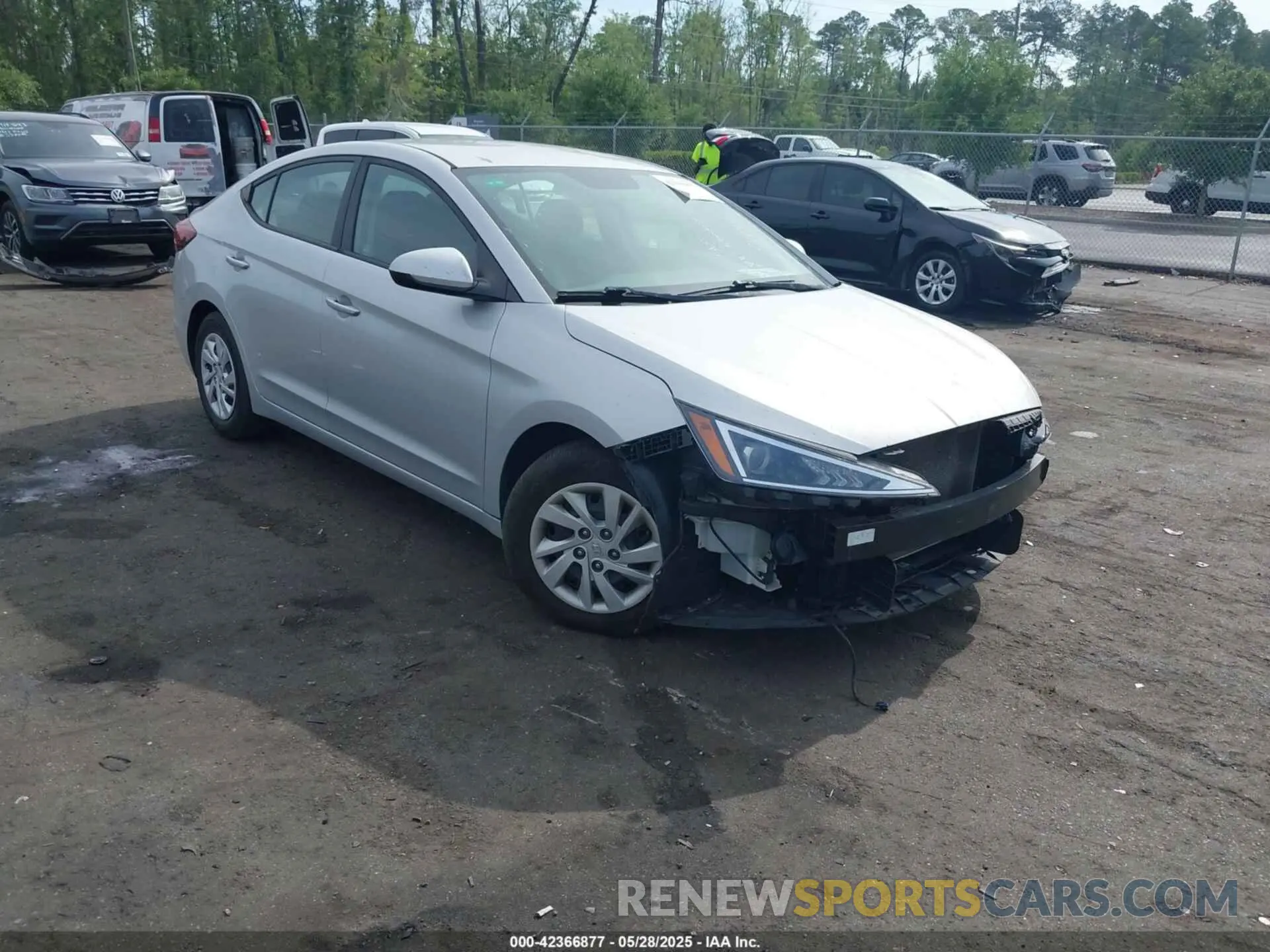 1 Photograph of a damaged car 5NPD74LF5KH474553 HYUNDAI ELANTRA 2019