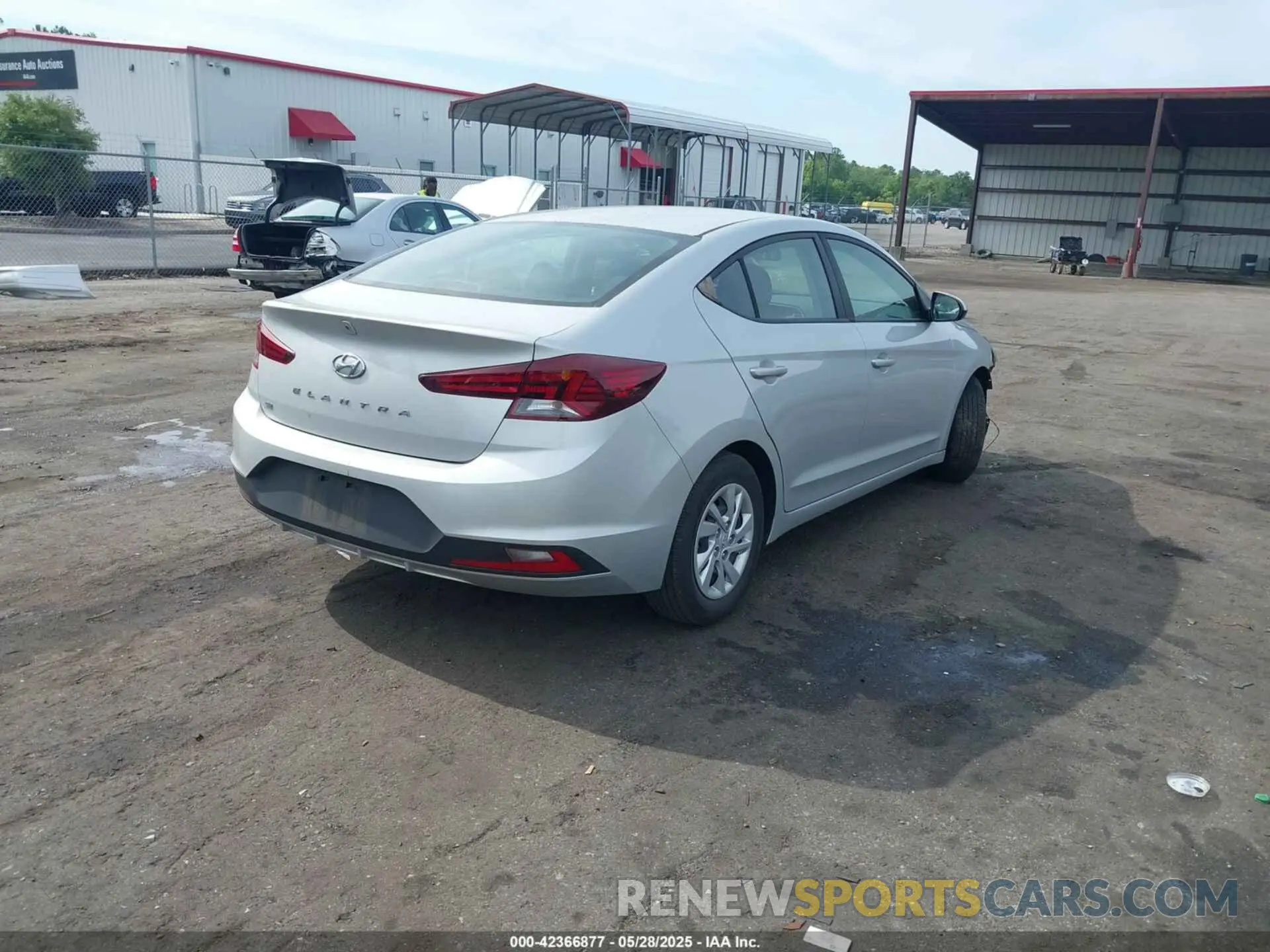 4 Photograph of a damaged car 5NPD74LF5KH474553 HYUNDAI ELANTRA 2019