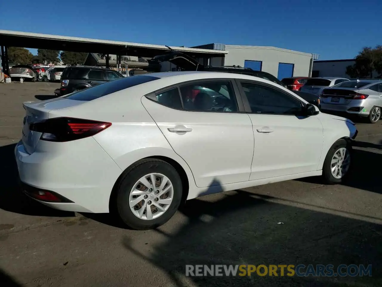 3 Photograph of a damaged car 5NPD74LF6KH440332 HYUNDAI ELANTRA 2019