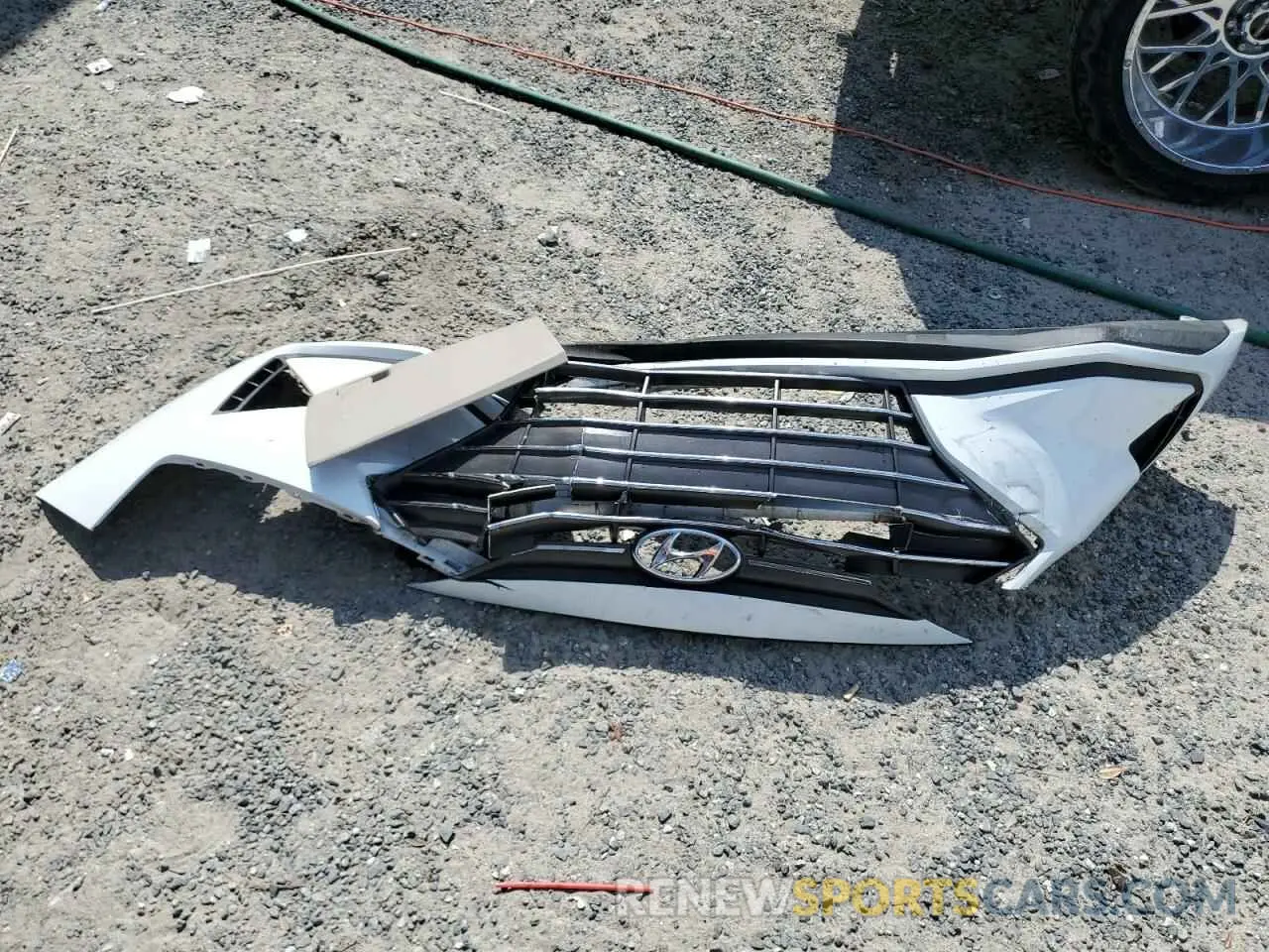 12 Photograph of a damaged car 5NPD74LF6KH448334 HYUNDAI ELANTRA 2019
