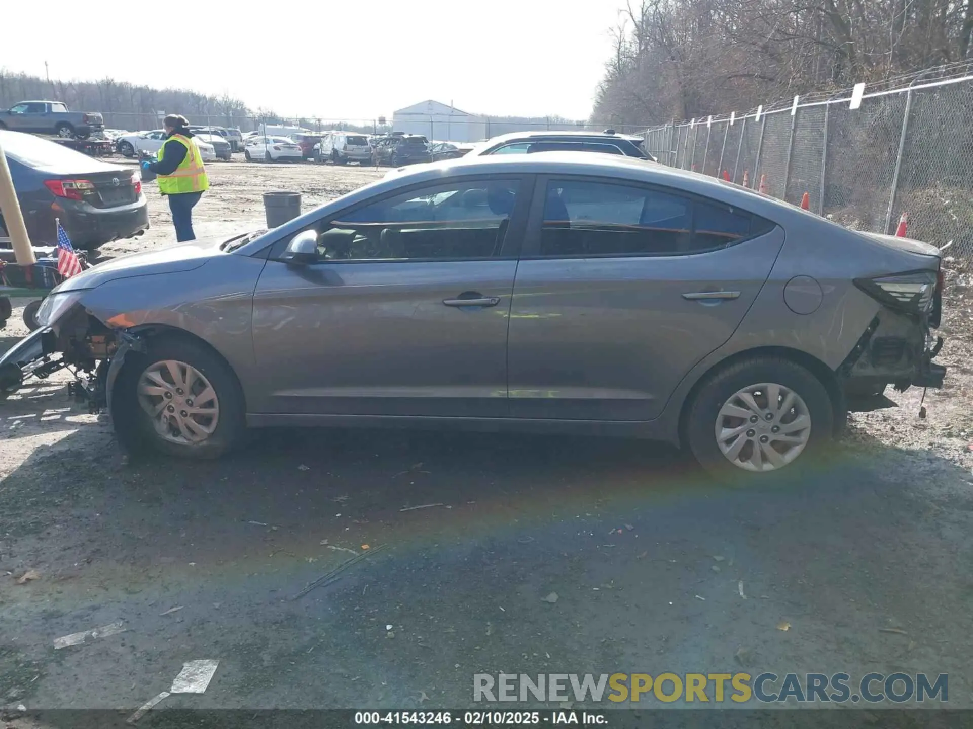 14 Photograph of a damaged car 5NPD74LF6KH456871 HYUNDAI ELANTRA 2019