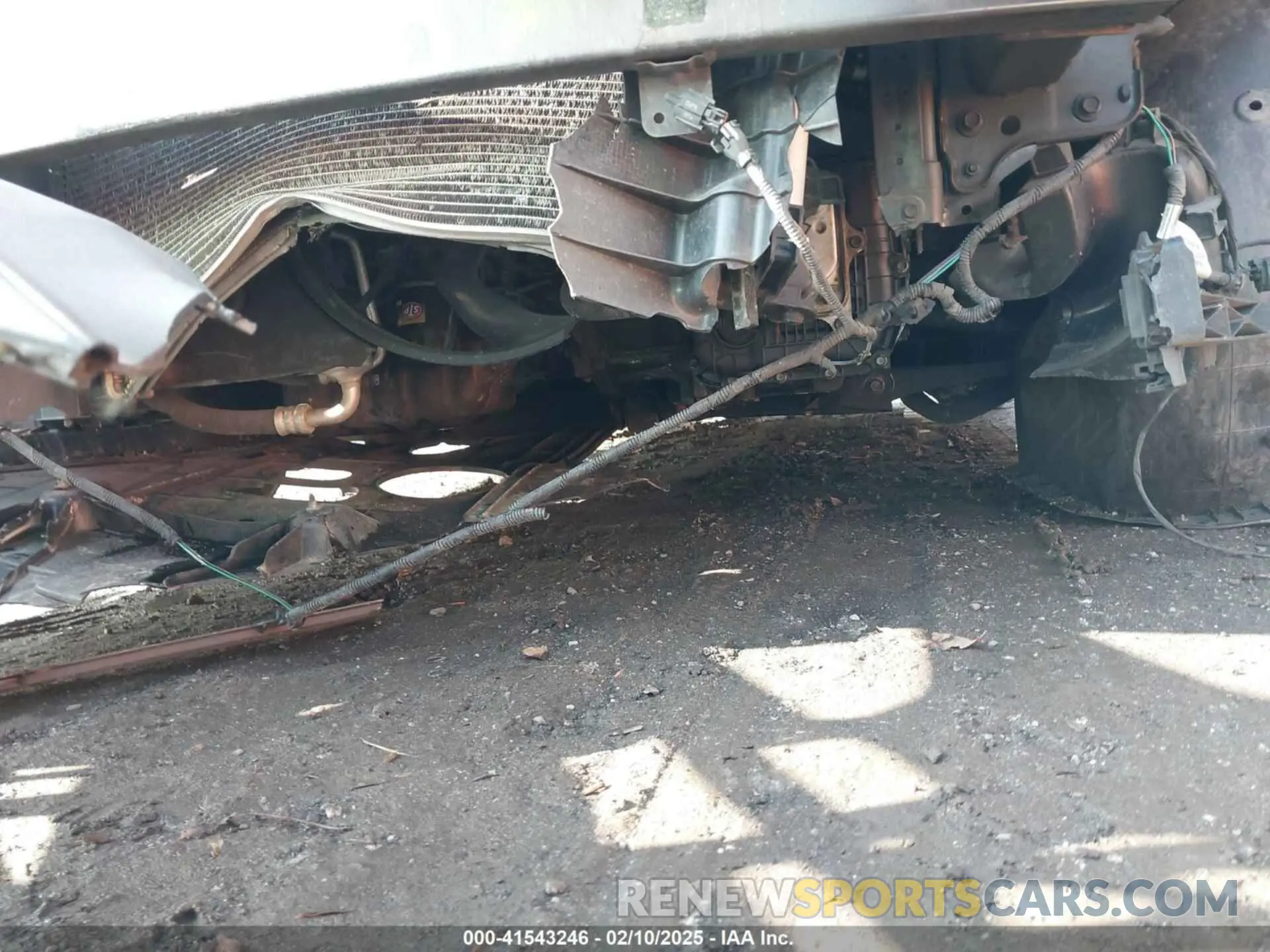 17 Photograph of a damaged car 5NPD74LF6KH456871 HYUNDAI ELANTRA 2019