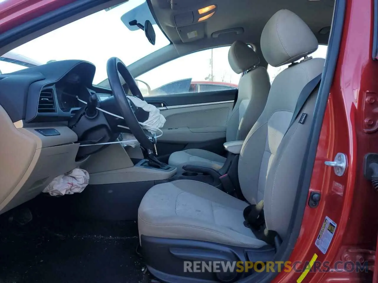 7 Photograph of a damaged car 5NPD74LF6KH467756 HYUNDAI ELANTRA 2019