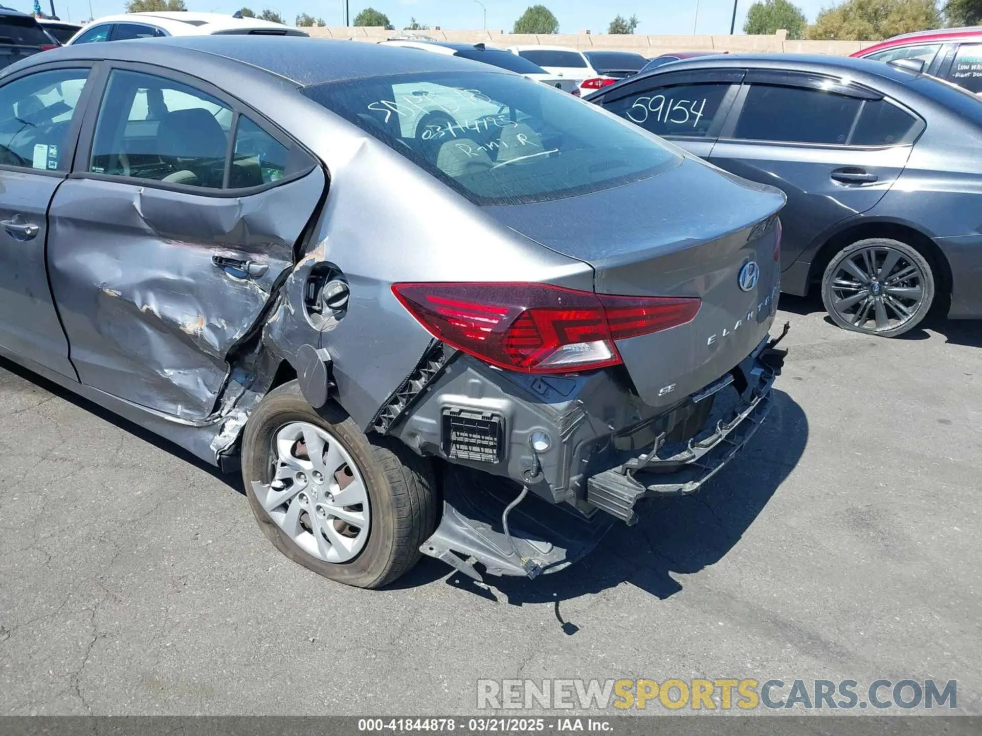 6 Photograph of a damaged car 5NPD74LF6KH479227 HYUNDAI ELANTRA 2019