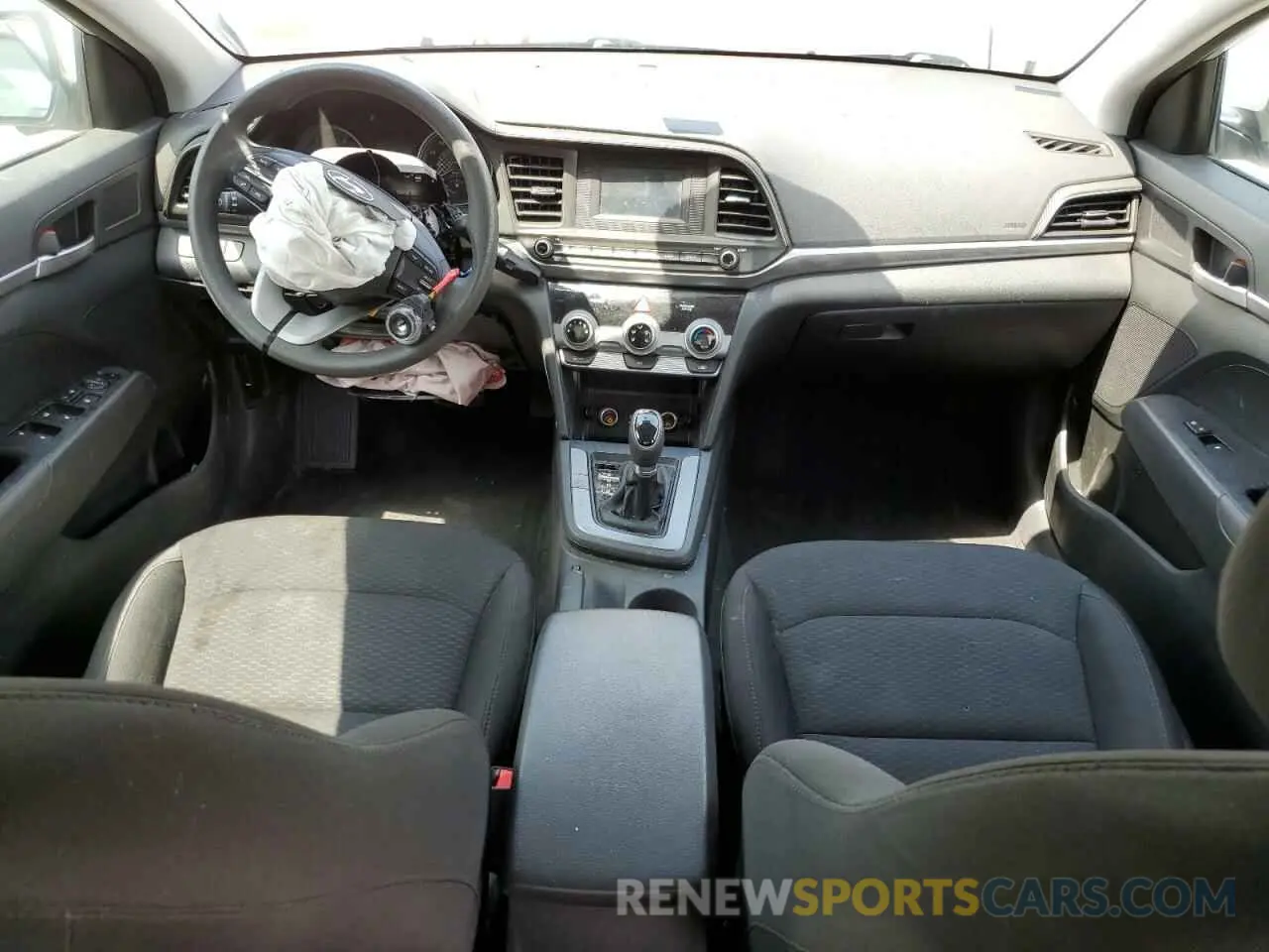 8 Photograph of a damaged car 5NPD74LF6KH482872 HYUNDAI ELANTRA 2019