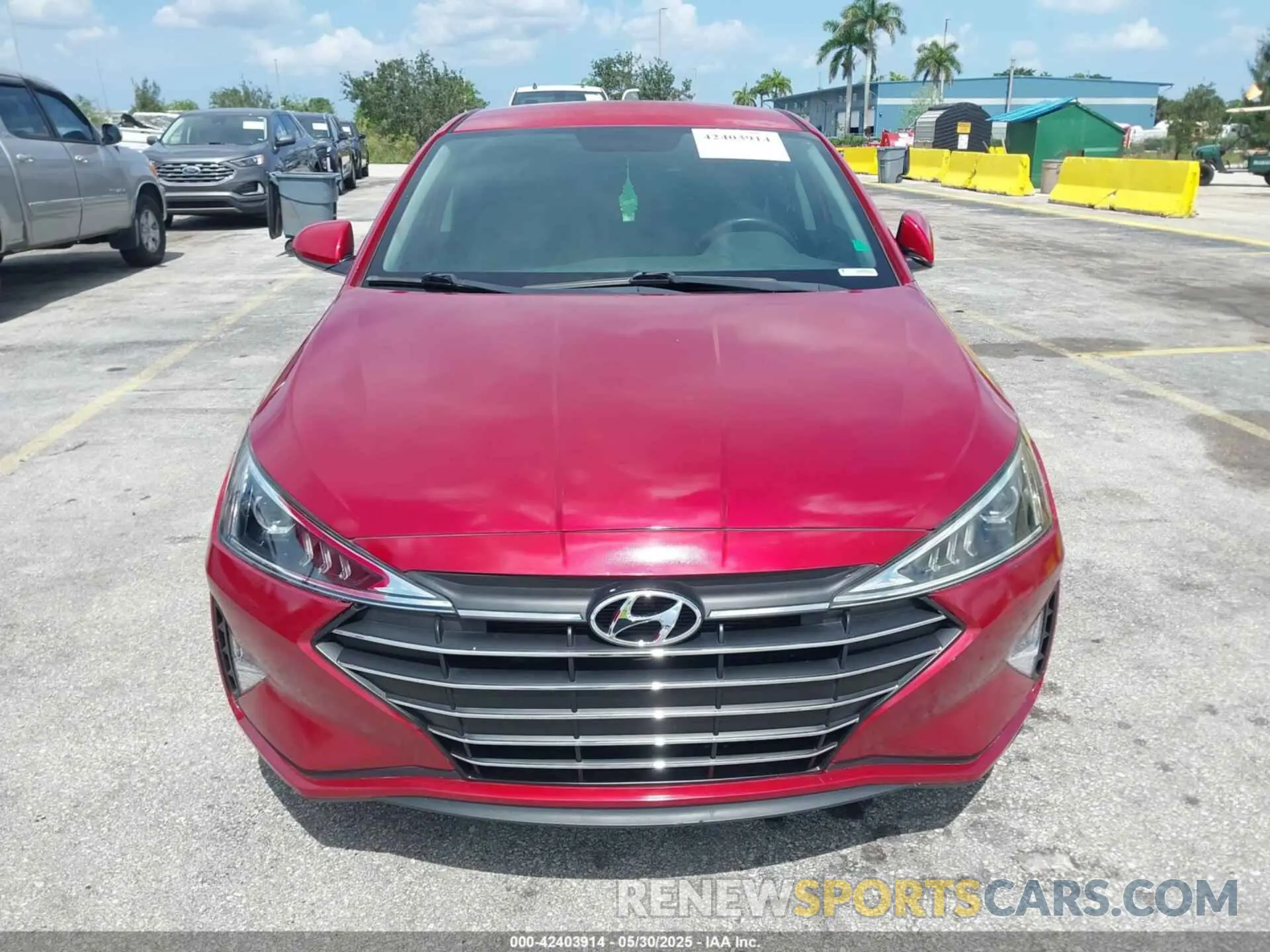 12 Photograph of a damaged car 5NPD74LF6KH486615 HYUNDAI ELANTRA 2019