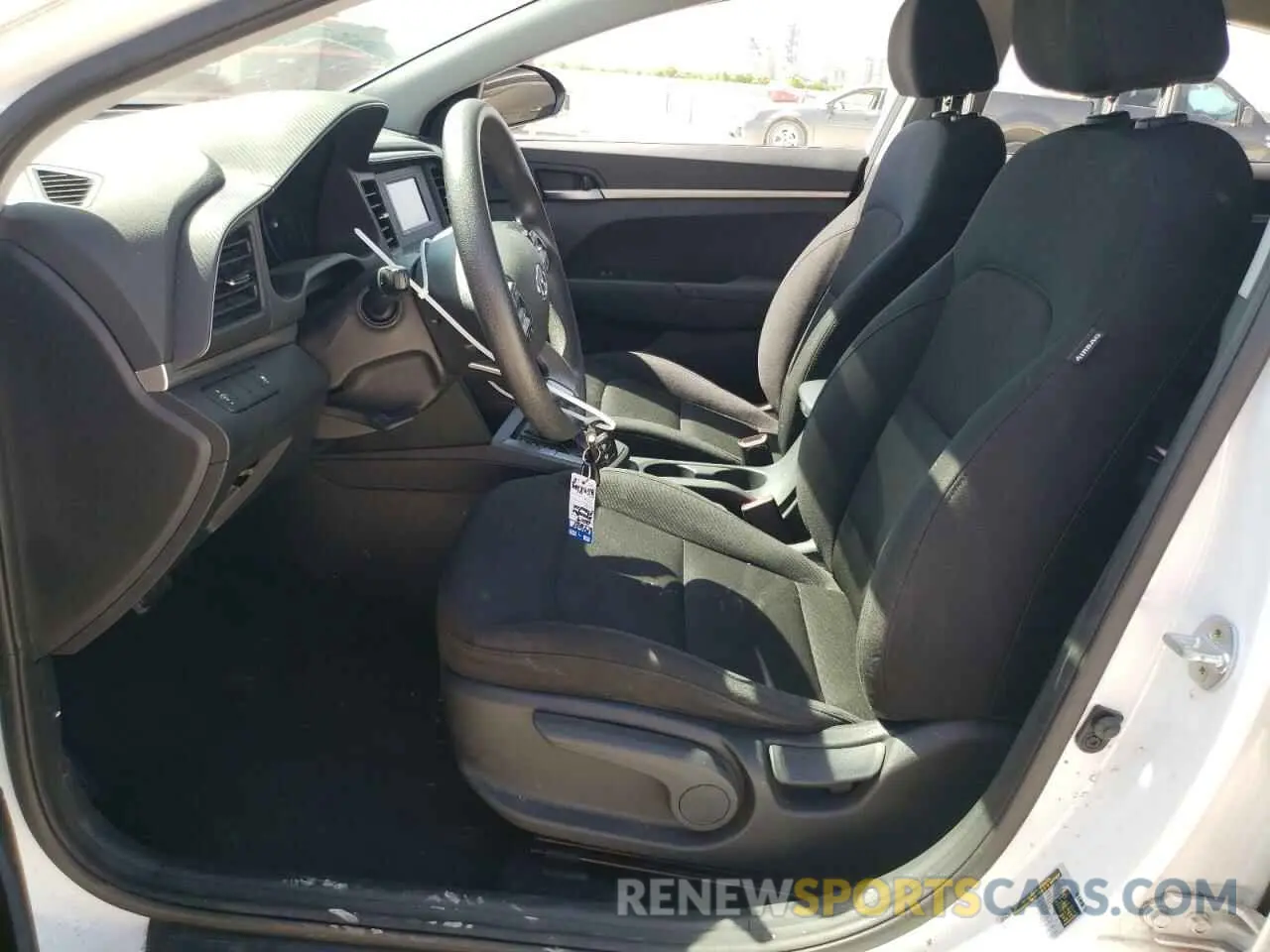 7 Photograph of a damaged car 5NPD74LF6KH495959 HYUNDAI ELANTRA 2019