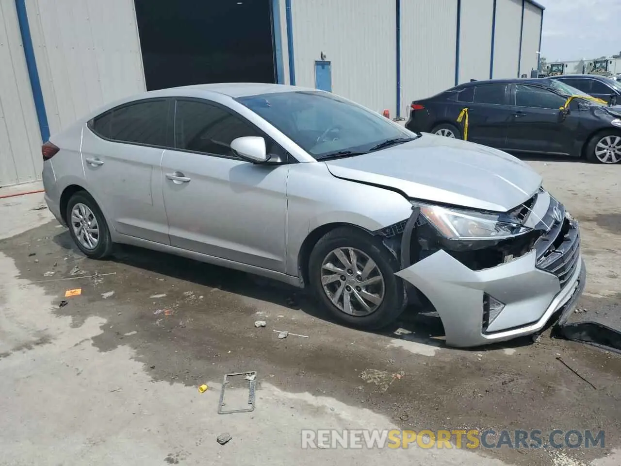 4 Photograph of a damaged car 5NPD74LF7KH416668 HYUNDAI ELANTRA 2019