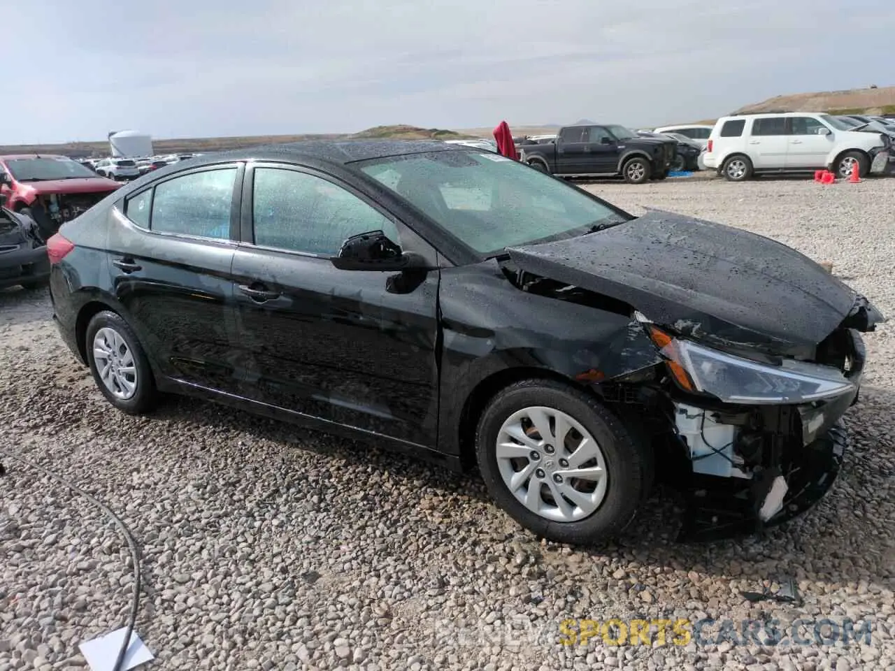 4 Photograph of a damaged car 5NPD74LF7KH417559 HYUNDAI ELANTRA 2019