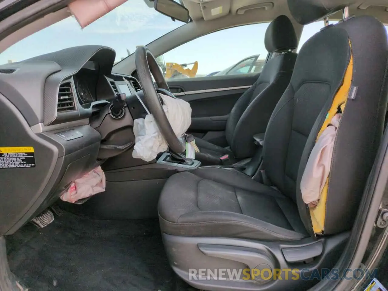 7 Photograph of a damaged car 5NPD74LF7KH417559 HYUNDAI ELANTRA 2019