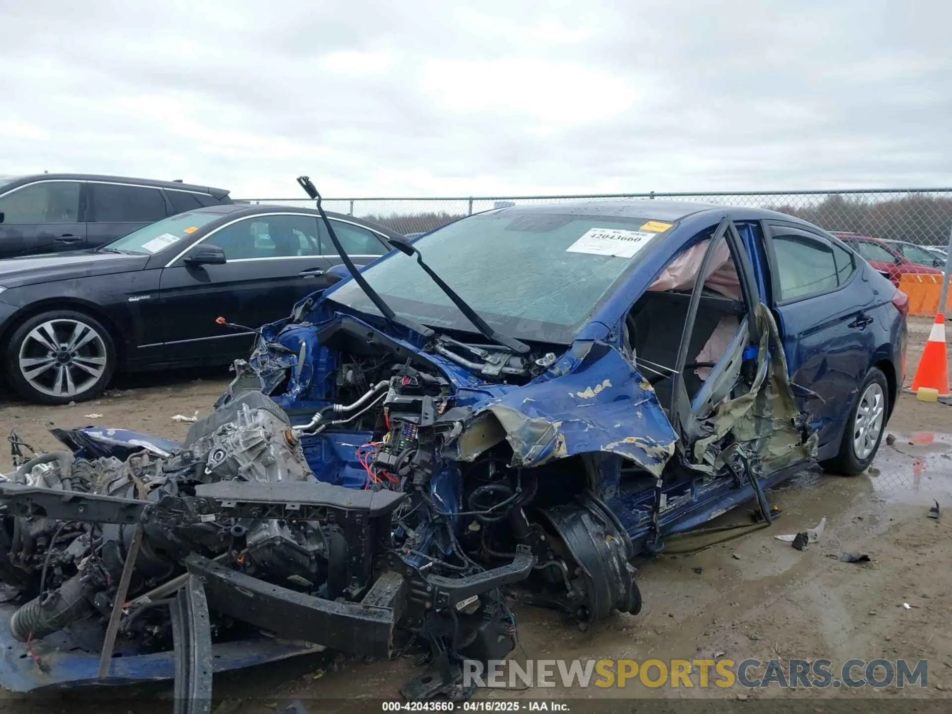 2 Photograph of a damaged car 5NPD74LF7KH425273 HYUNDAI ELANTRA 2019