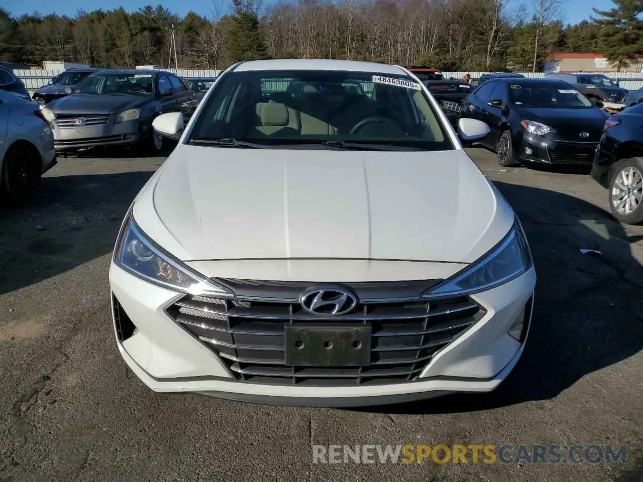 5 Photograph of a damaged car 5NPD74LF7KH425807 HYUNDAI ELANTRA 2019