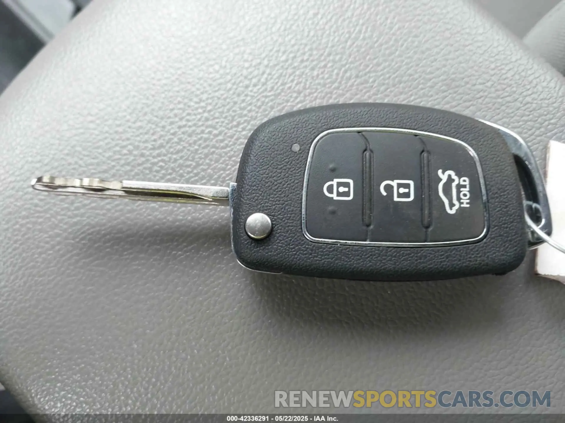 11 Photograph of a damaged car 5NPD74LF7KH430814 HYUNDAI ELANTRA 2019