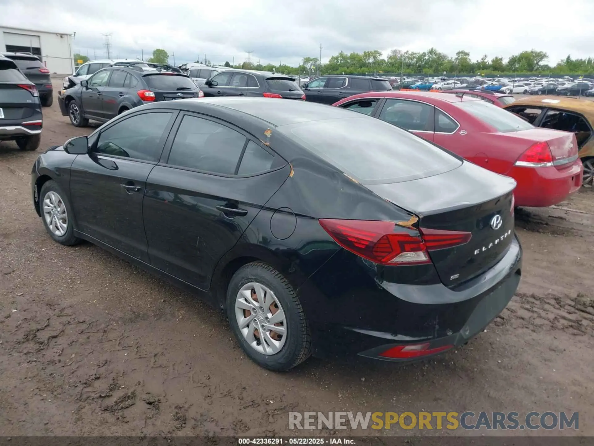 3 Photograph of a damaged car 5NPD74LF7KH430814 HYUNDAI ELANTRA 2019