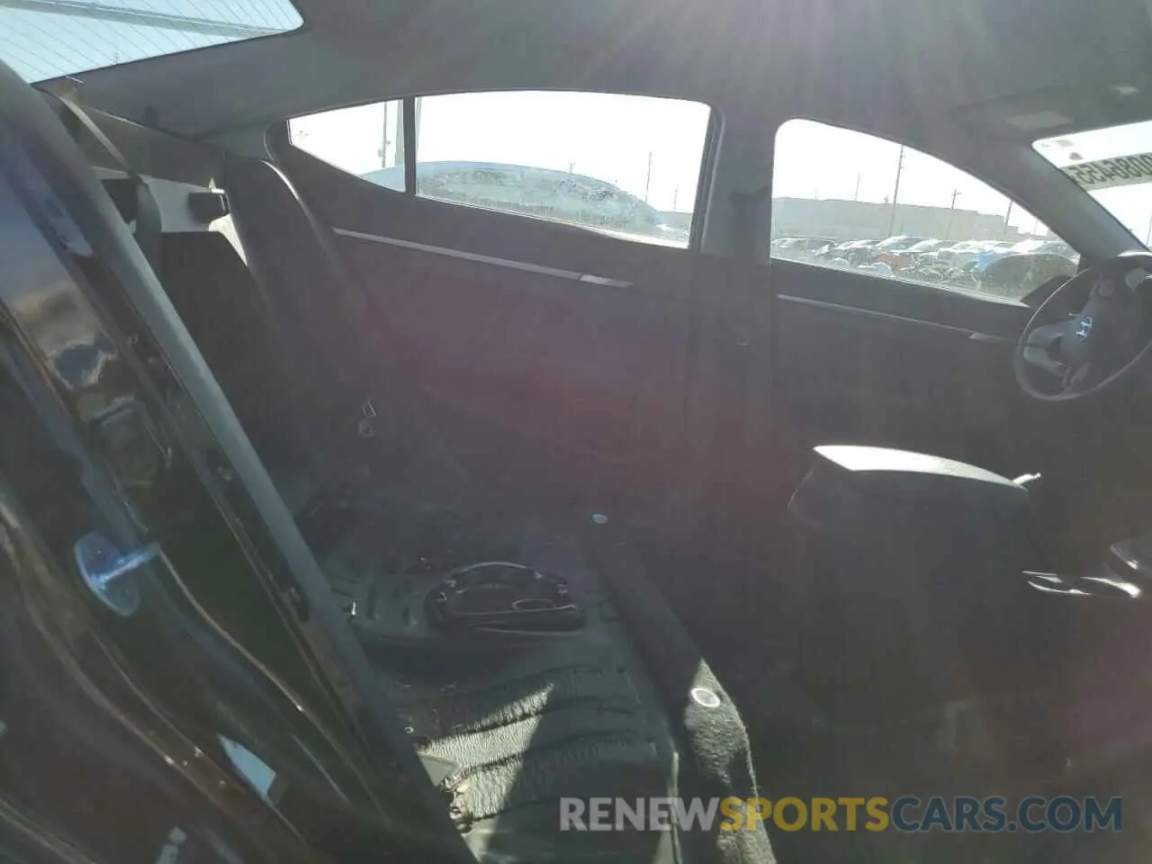 11 Photograph of a damaged car 5NPD74LF7KH432420 HYUNDAI ELANTRA 2019
