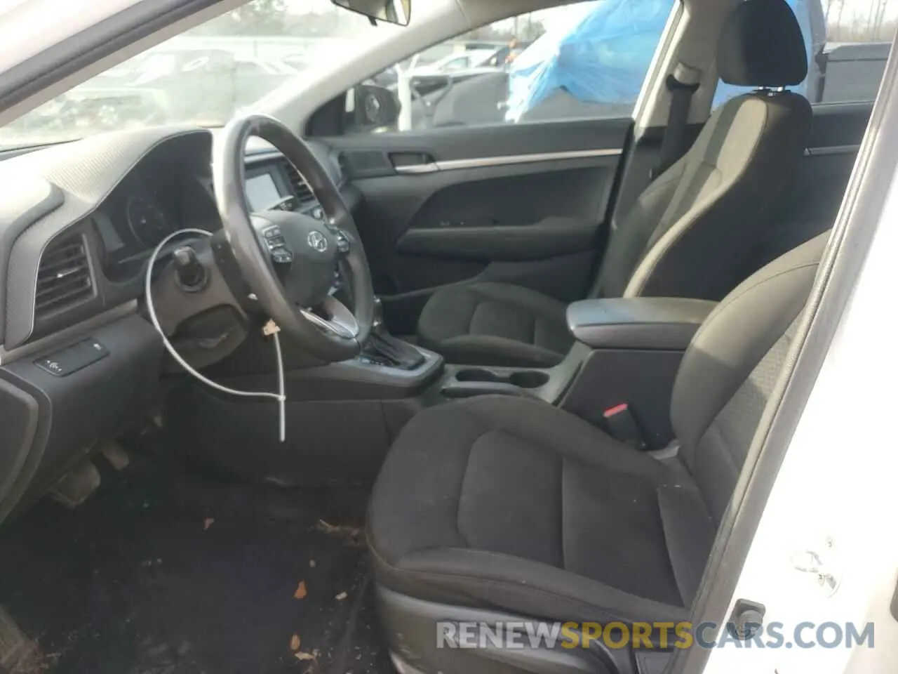 7 Photograph of a damaged car 5NPD74LF7KH435673 HYUNDAI ELANTRA 2019
