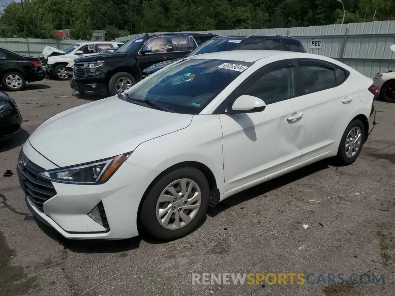 1 Photograph of a damaged car 5NPD74LF7KH467359 HYUNDAI ELANTRA 2019
