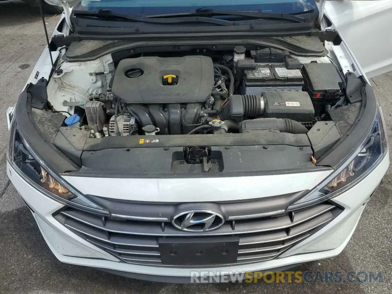 11 Photograph of a damaged car 5NPD74LF7KH467359 HYUNDAI ELANTRA 2019