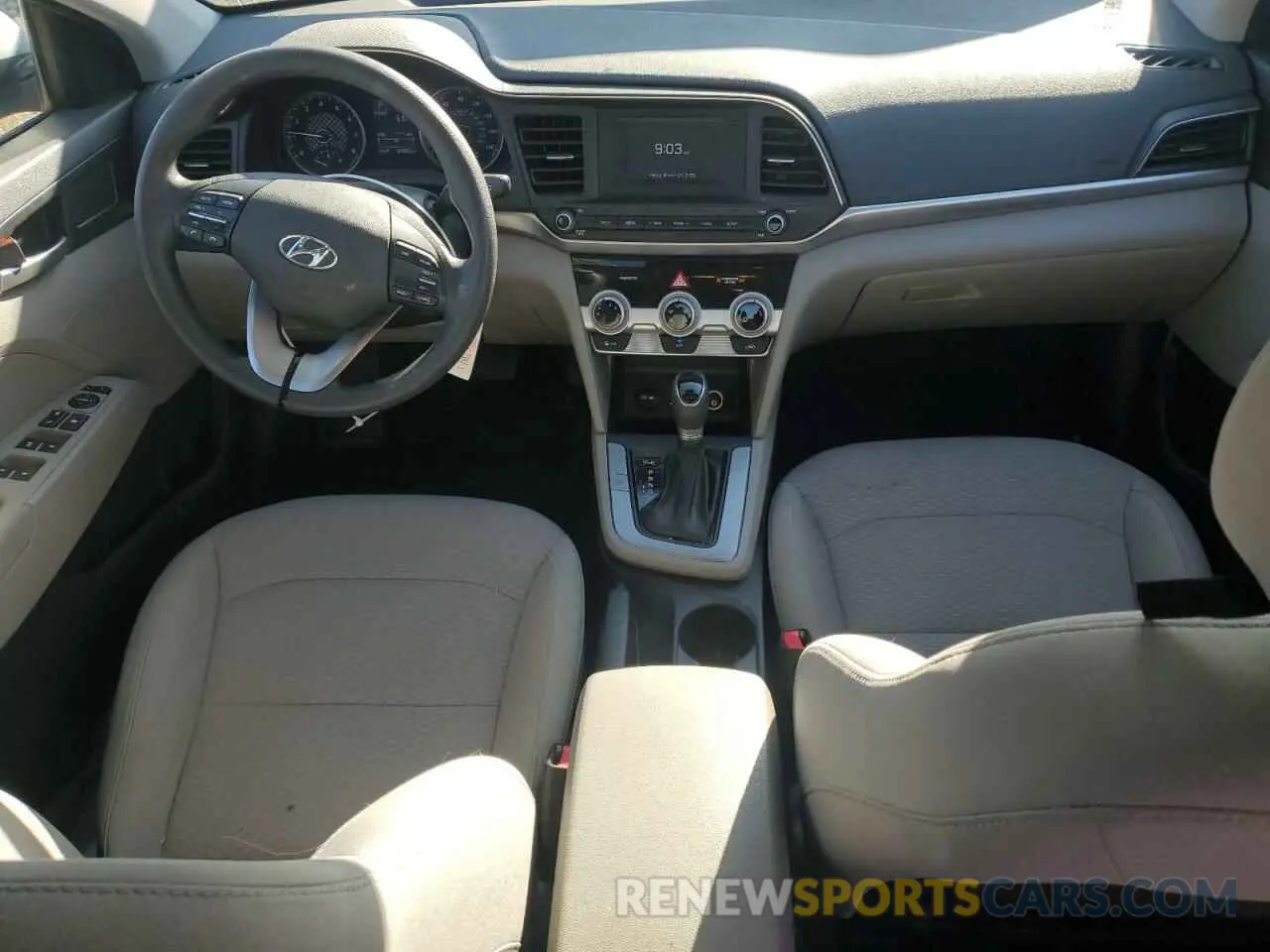 8 Photograph of a damaged car 5NPD74LF7KH470813 HYUNDAI ELANTRA 2019