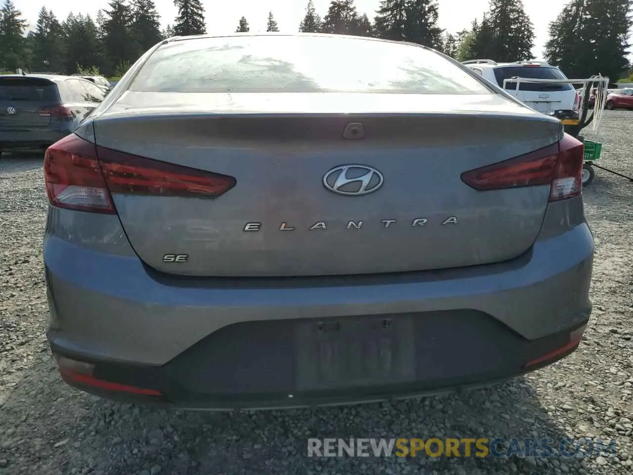 6 Photograph of a damaged car 5NPD74LF7KH481245 HYUNDAI ELANTRA 2019