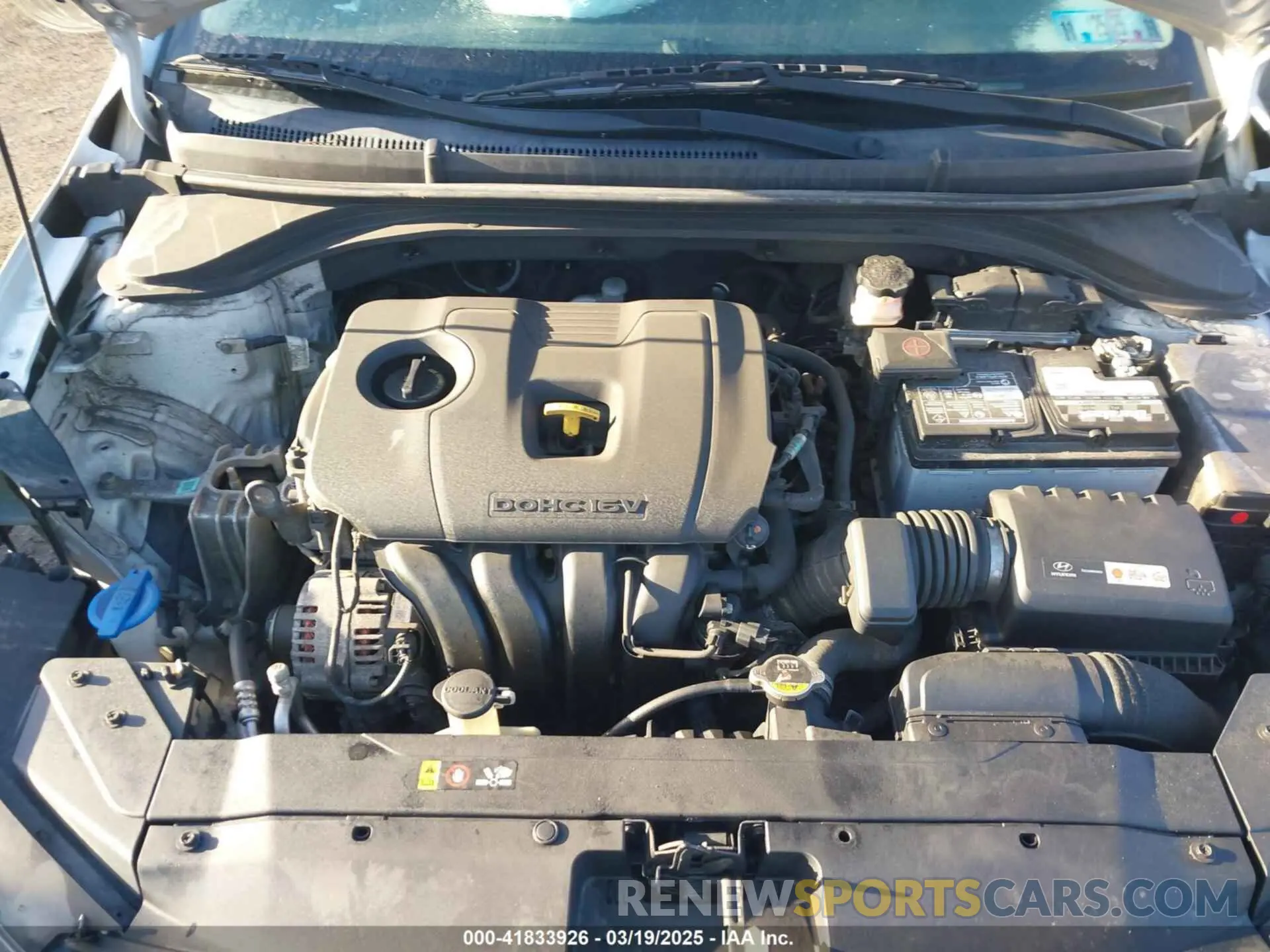 10 Photograph of a damaged car 5NPD74LF7KH493749 HYUNDAI ELANTRA 2019