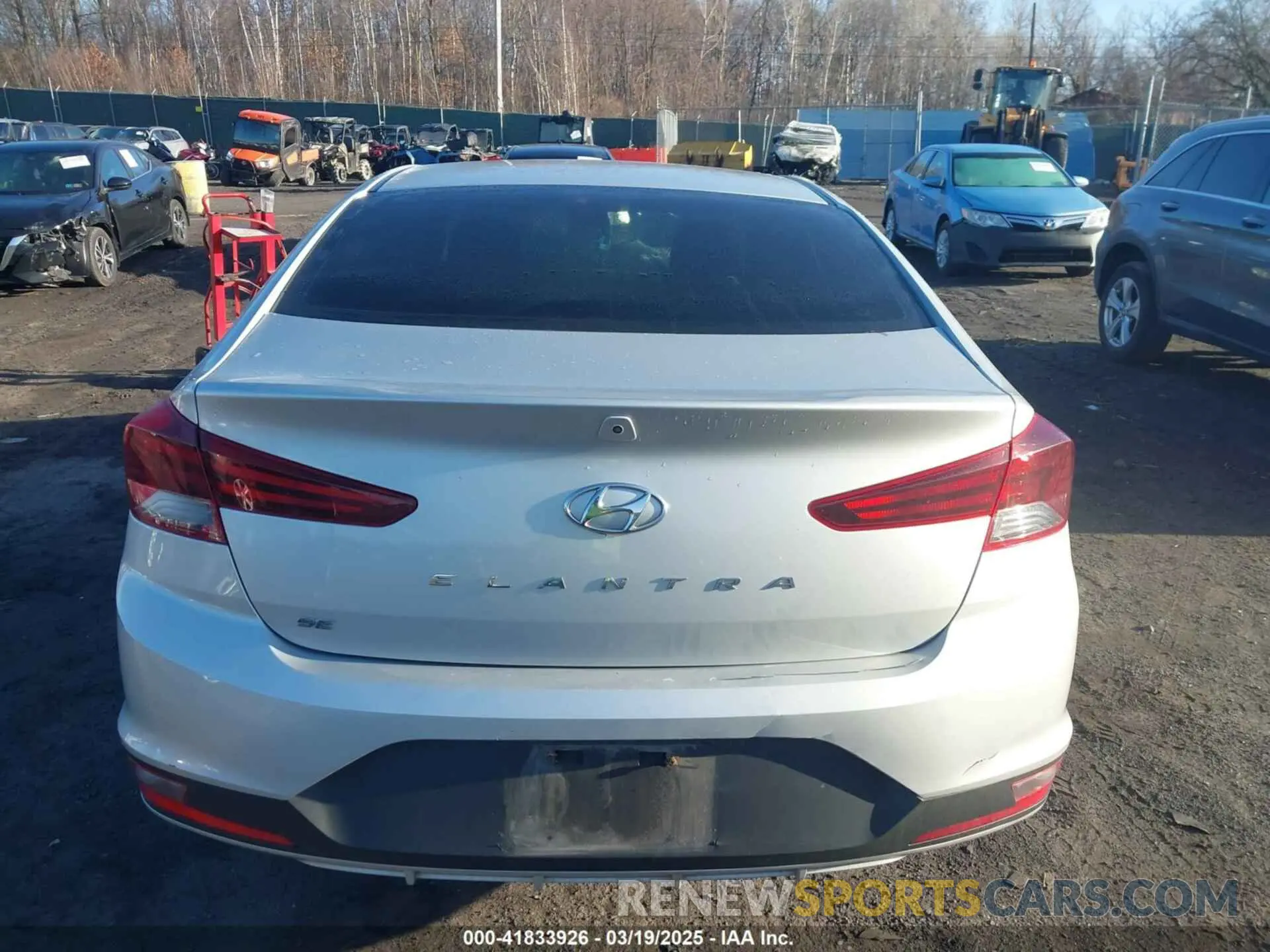 16 Photograph of a damaged car 5NPD74LF7KH493749 HYUNDAI ELANTRA 2019
