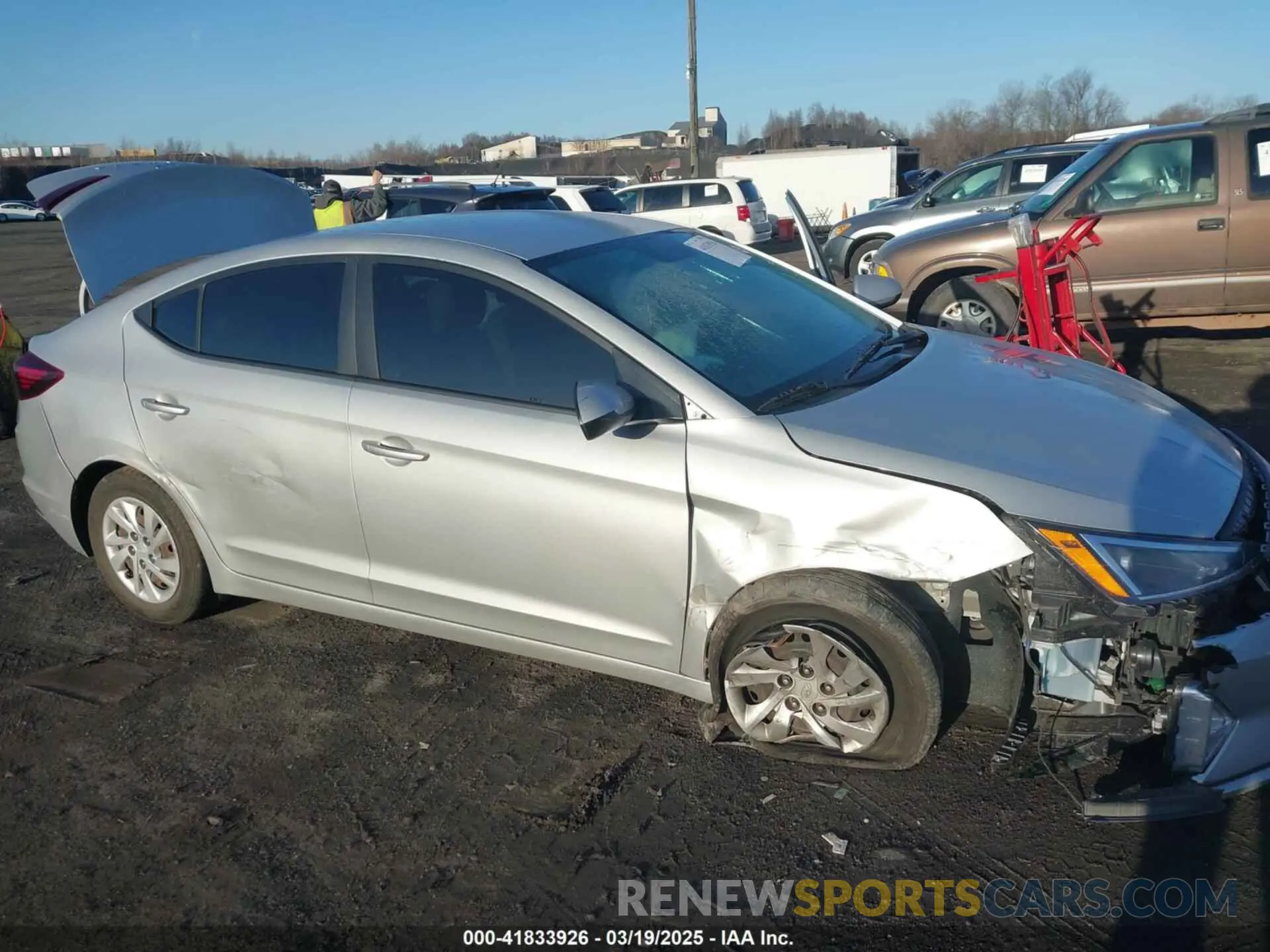 6 Photograph of a damaged car 5NPD74LF7KH493749 HYUNDAI ELANTRA 2019