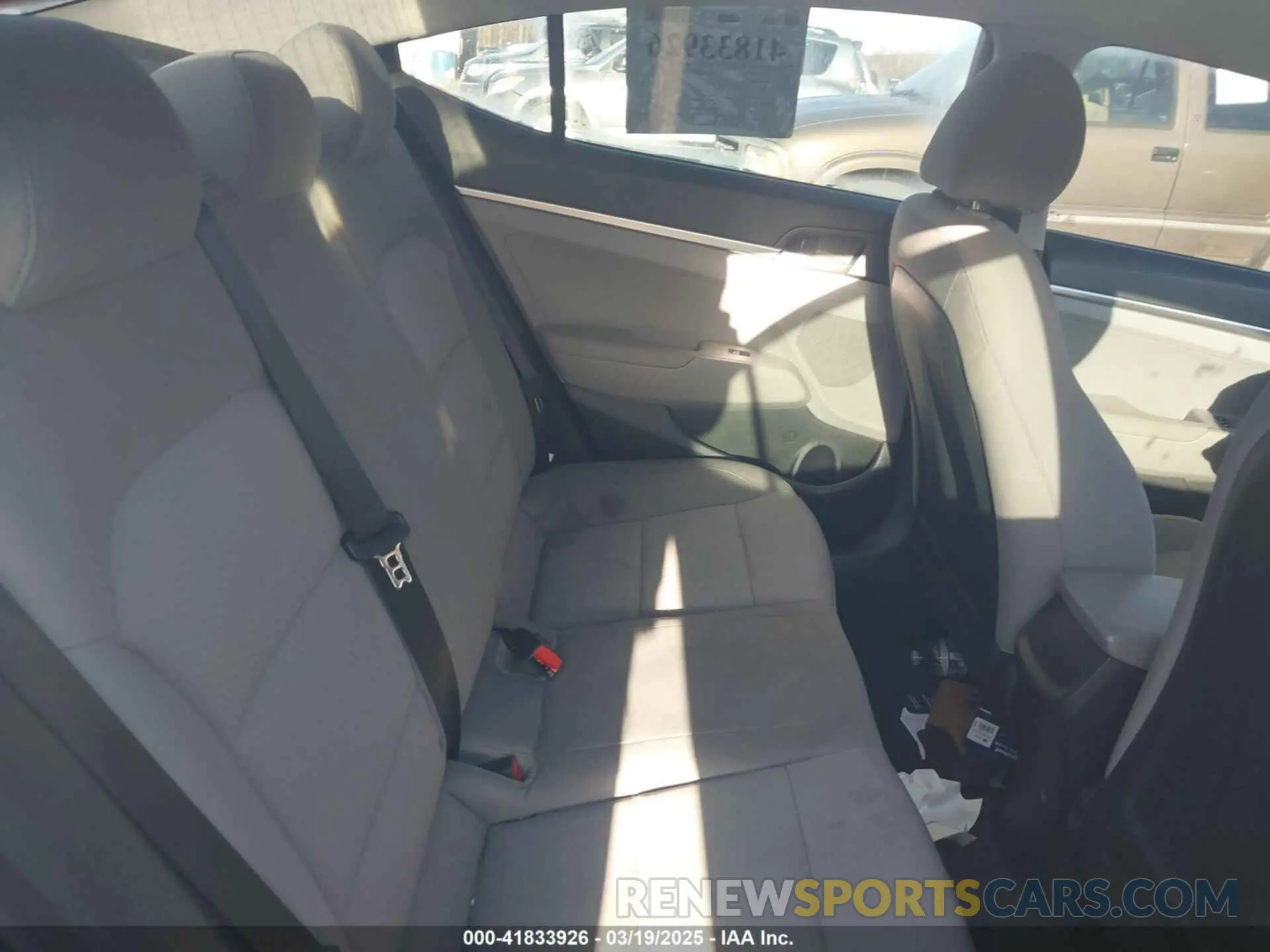 8 Photograph of a damaged car 5NPD74LF7KH493749 HYUNDAI ELANTRA 2019