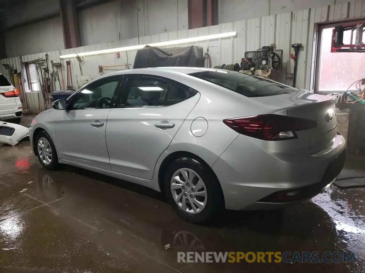 2 Photograph of a damaged car 5NPD74LF7KH497820 HYUNDAI ELANTRA 2019