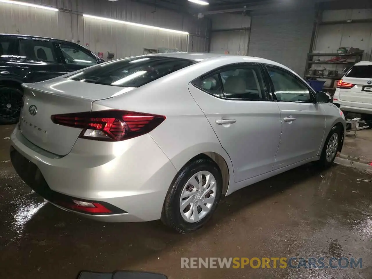 3 Photograph of a damaged car 5NPD74LF7KH497820 HYUNDAI ELANTRA 2019