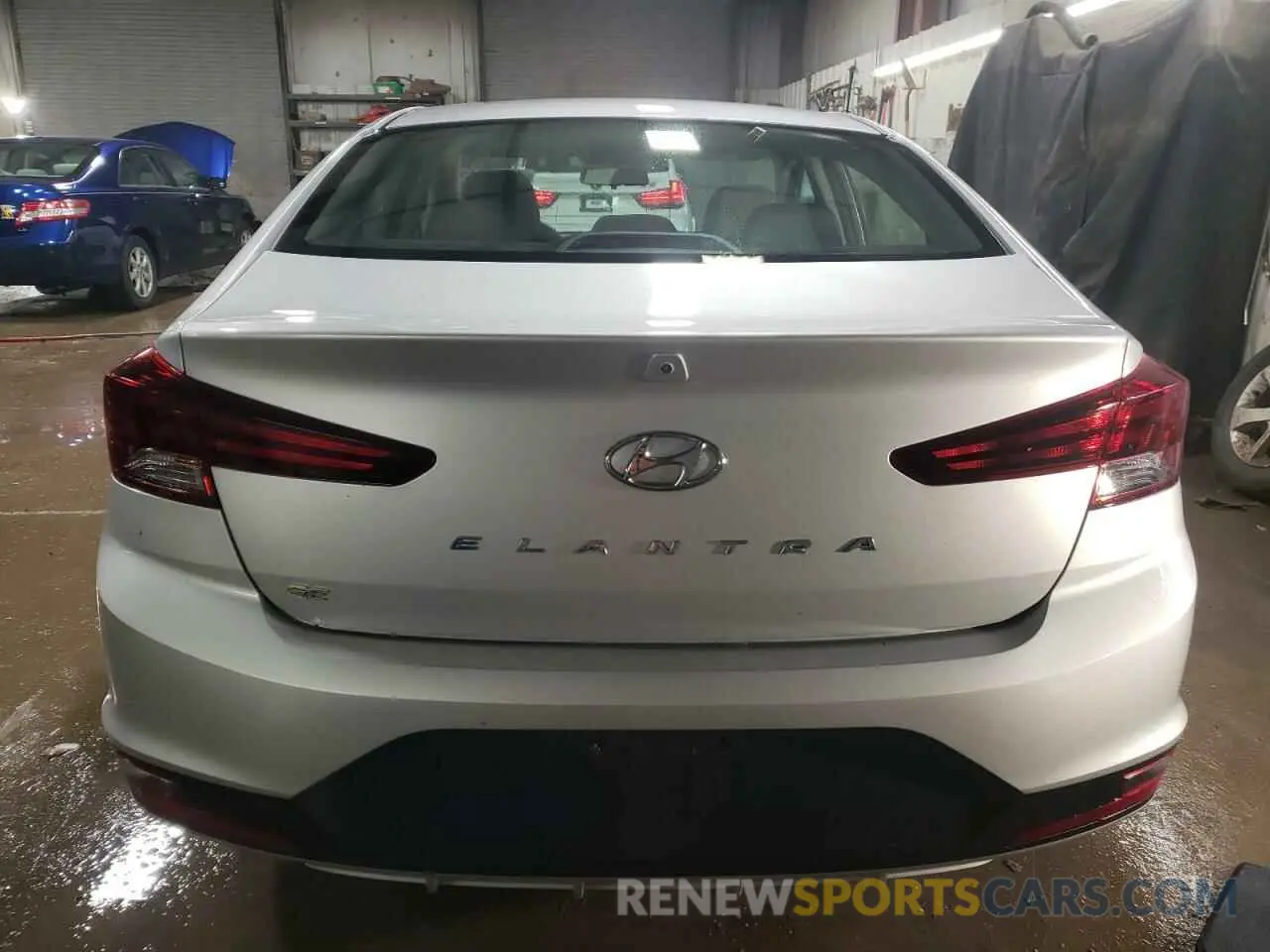 6 Photograph of a damaged car 5NPD74LF7KH497820 HYUNDAI ELANTRA 2019