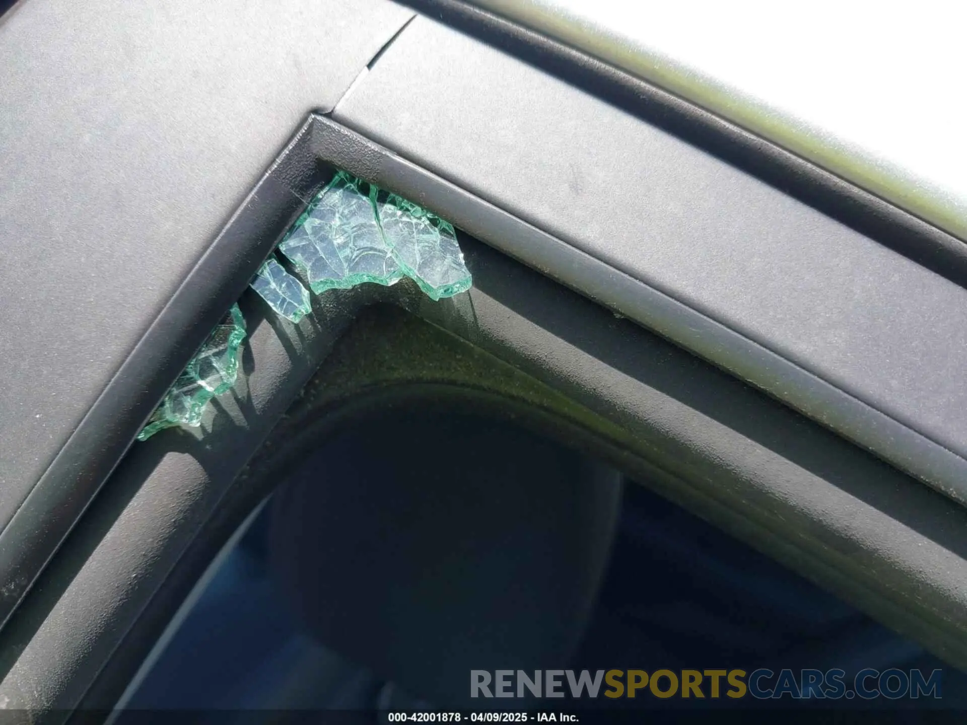 6 Photograph of a damaged car 5NPD74LF8KH406795 HYUNDAI ELANTRA 2019