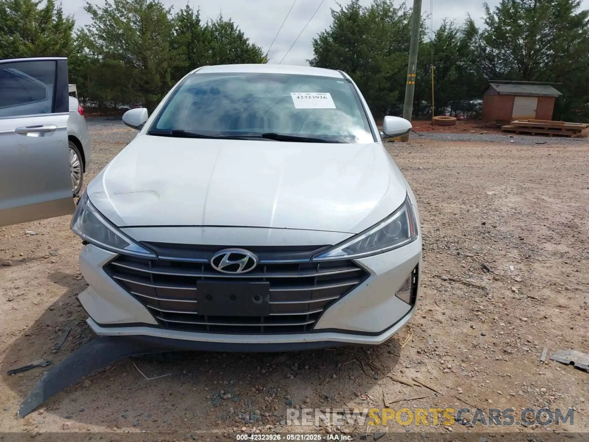 13 Photograph of a damaged car 5NPD74LF8KH411799 HYUNDAI ELANTRA 2019