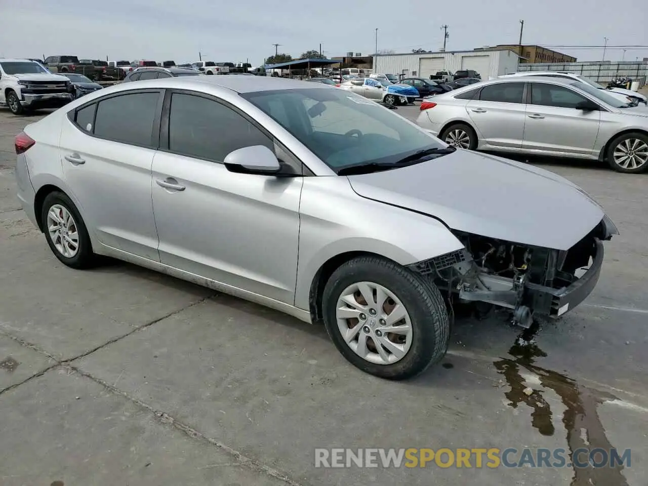 4 Photograph of a damaged car 5NPD74LF8KH412502 HYUNDAI ELANTRA 2019