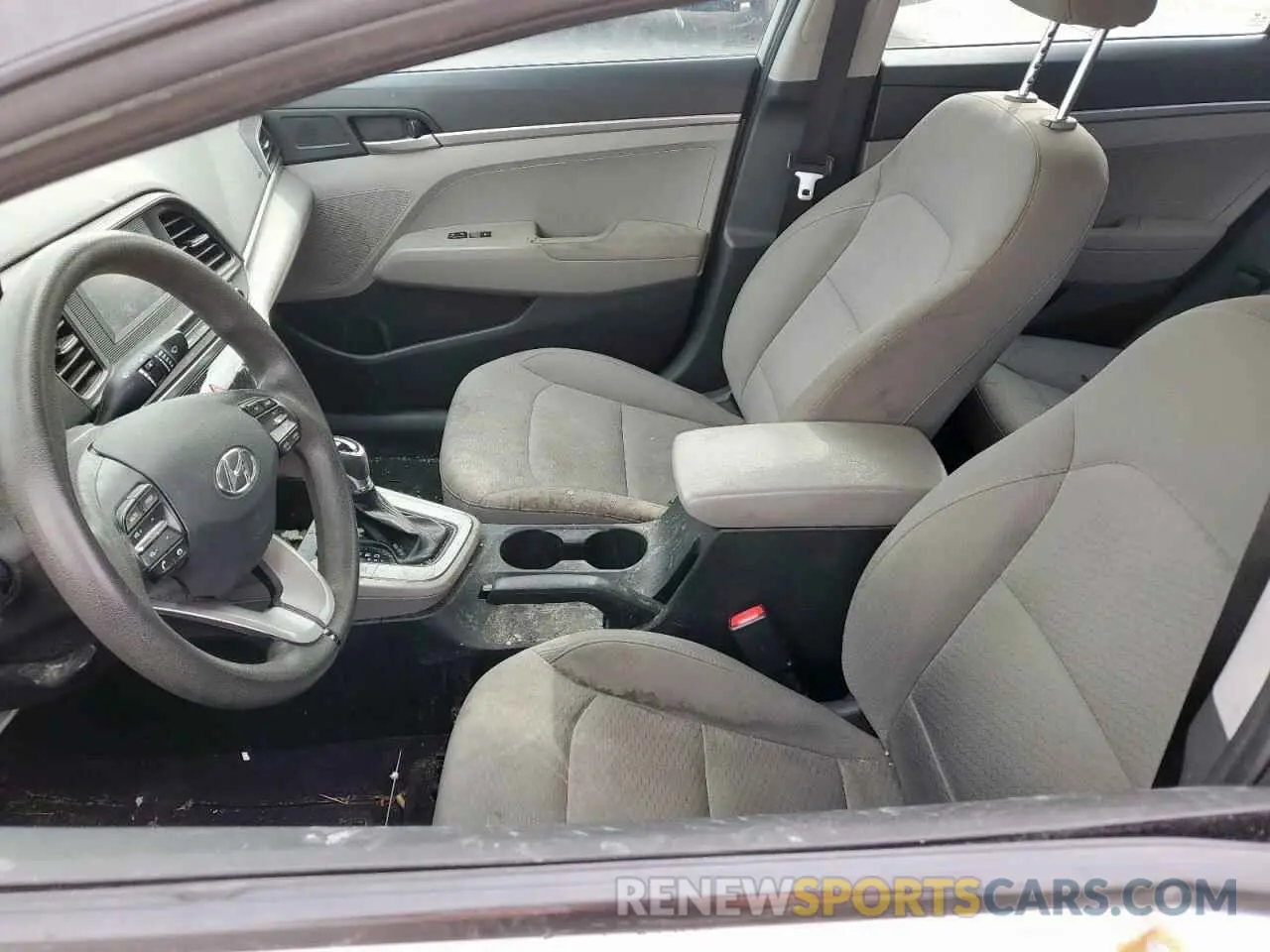 7 Photograph of a damaged car 5NPD74LF8KH412502 HYUNDAI ELANTRA 2019