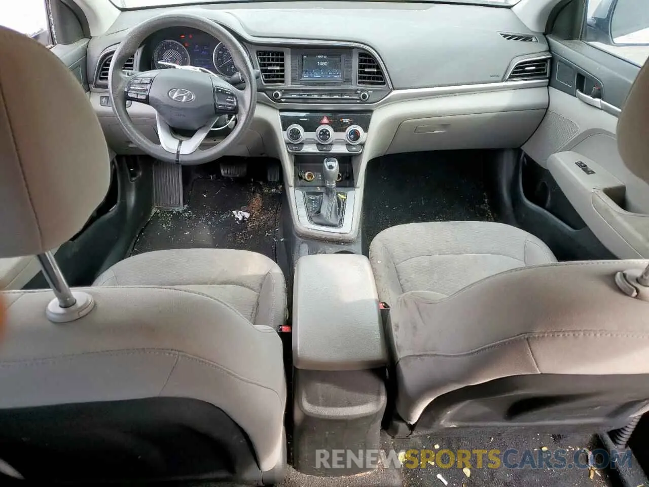 8 Photograph of a damaged car 5NPD74LF8KH412502 HYUNDAI ELANTRA 2019