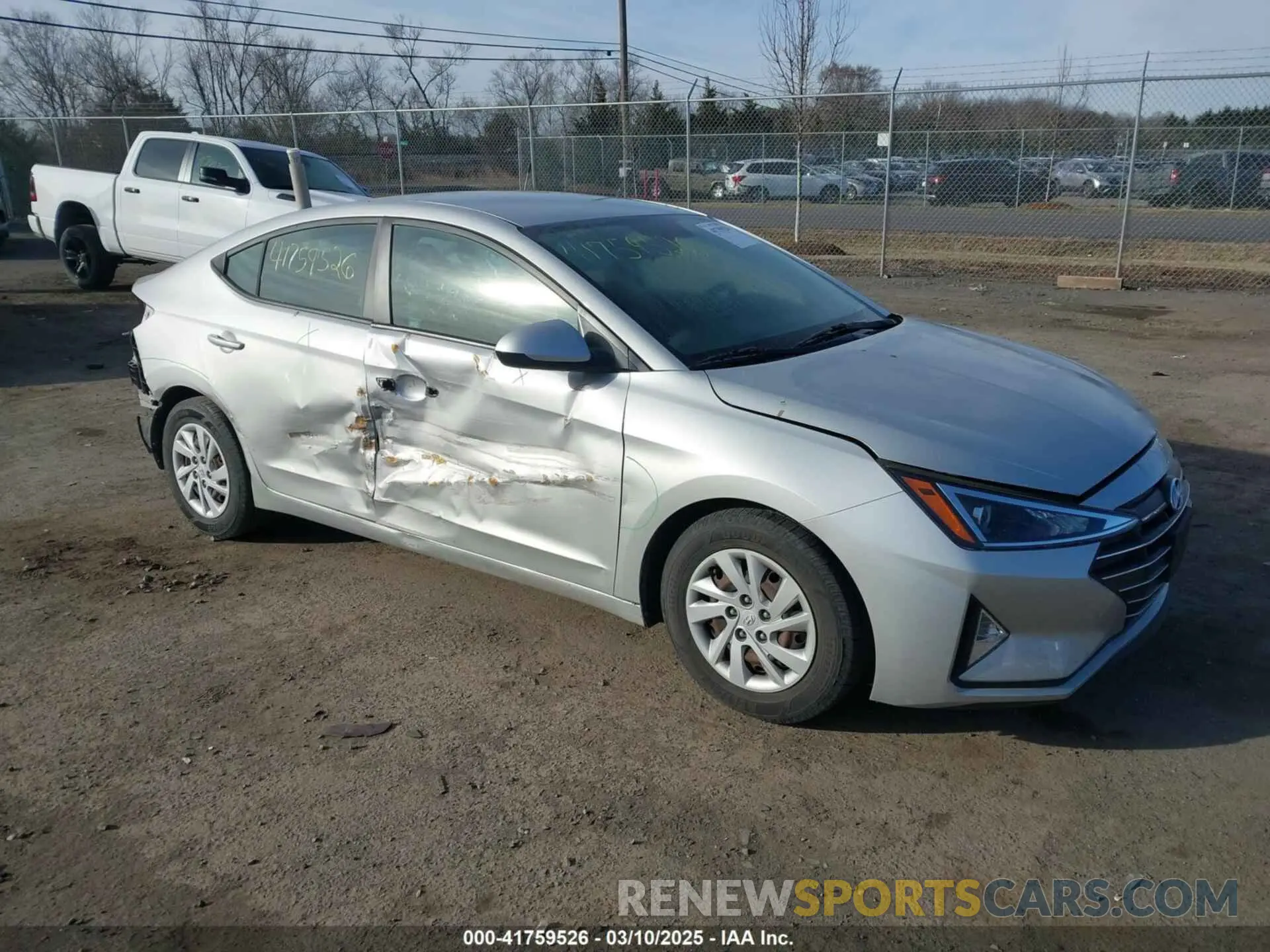 1 Photograph of a damaged car 5NPD74LF8KH440977 HYUNDAI ELANTRA 2019