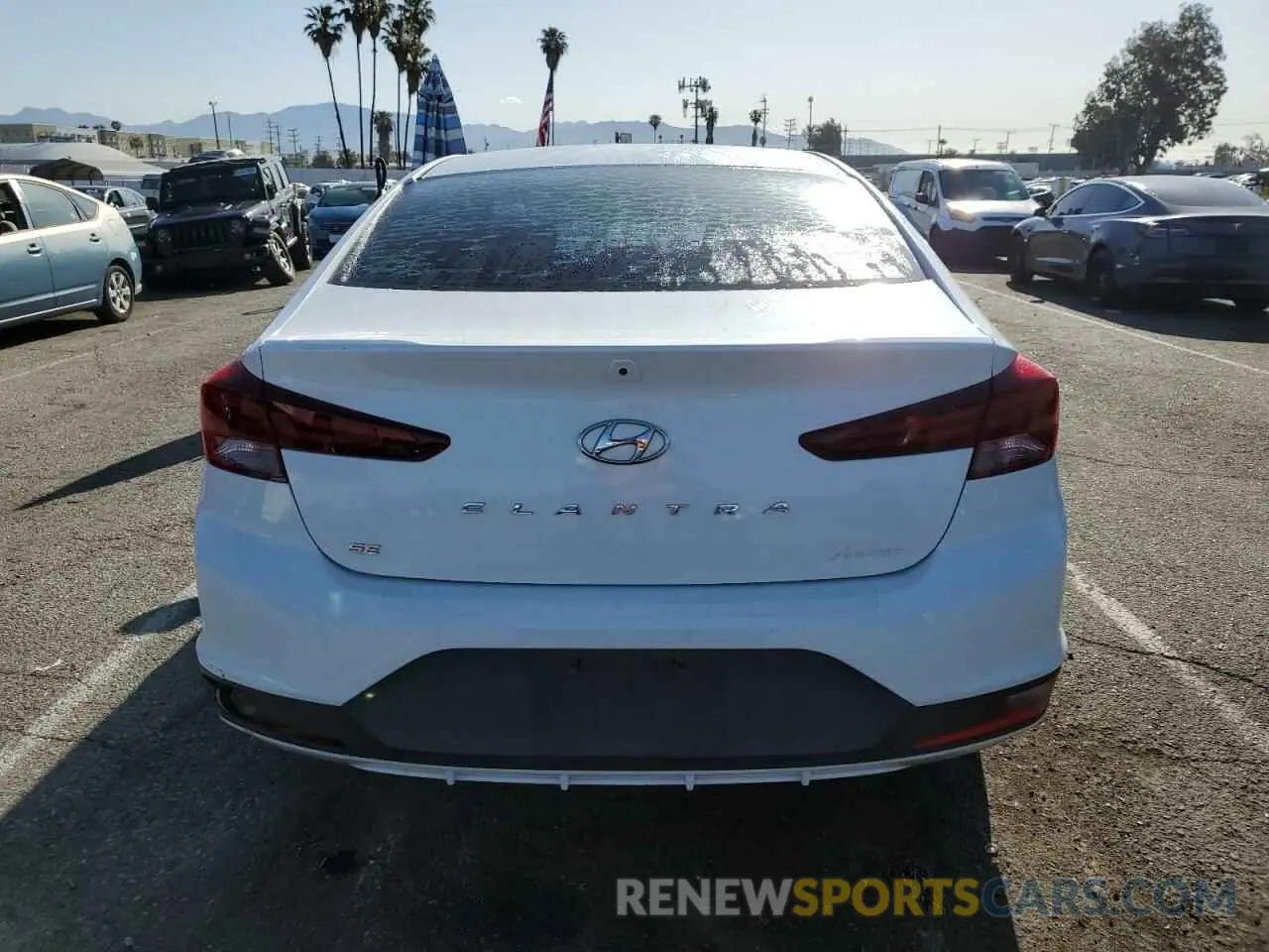 6 Photograph of a damaged car 5NPD74LF8KH450716 HYUNDAI ELANTRA 2019