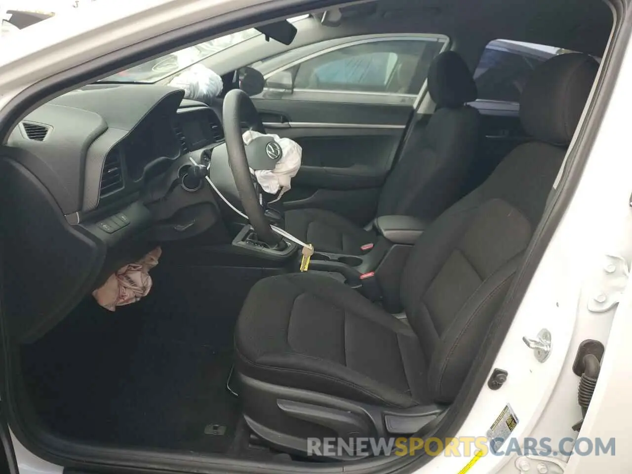 7 Photograph of a damaged car 5NPD74LF8KH450716 HYUNDAI ELANTRA 2019