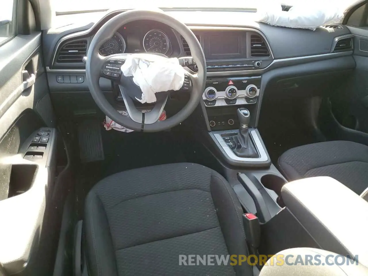 8 Photograph of a damaged car 5NPD74LF8KH450716 HYUNDAI ELANTRA 2019