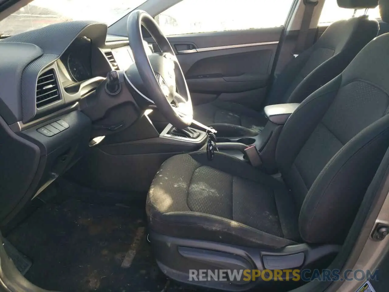 7 Photograph of a damaged car 5NPD74LF8KH451168 HYUNDAI ELANTRA 2019