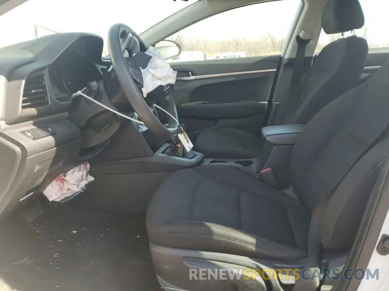 7 Photograph of a damaged car 5NPD74LF8KH455852 HYUNDAI ELANTRA 2019