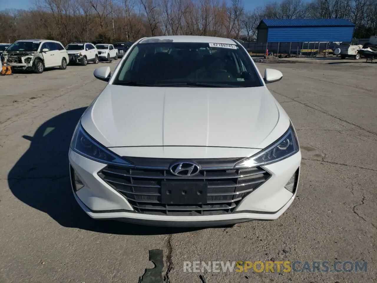 5 Photograph of a damaged car 5NPD74LF8KH470528 HYUNDAI ELANTRA 2019