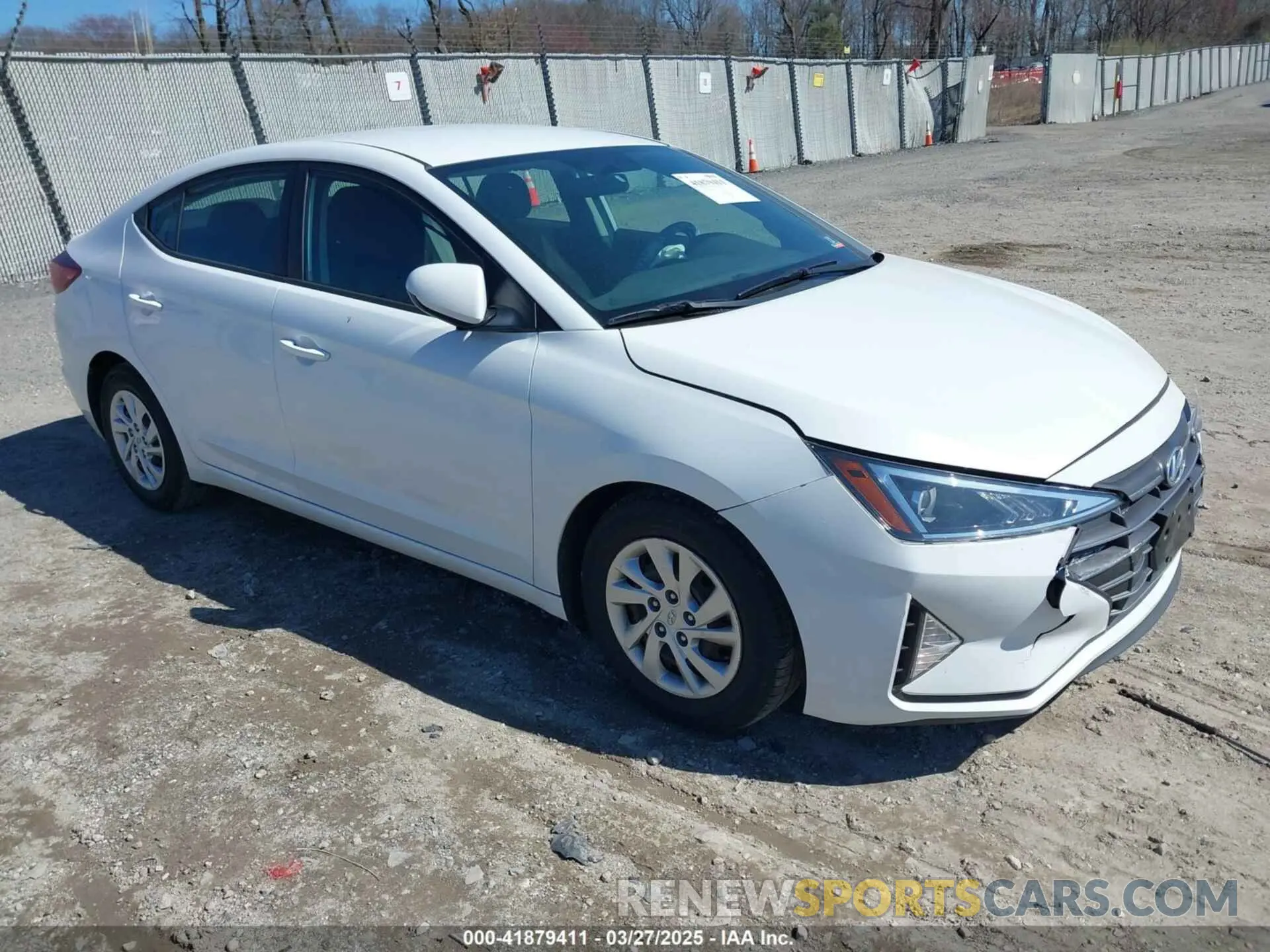 1 Photograph of a damaged car 5NPD74LF8KH474546 HYUNDAI ELANTRA 2019