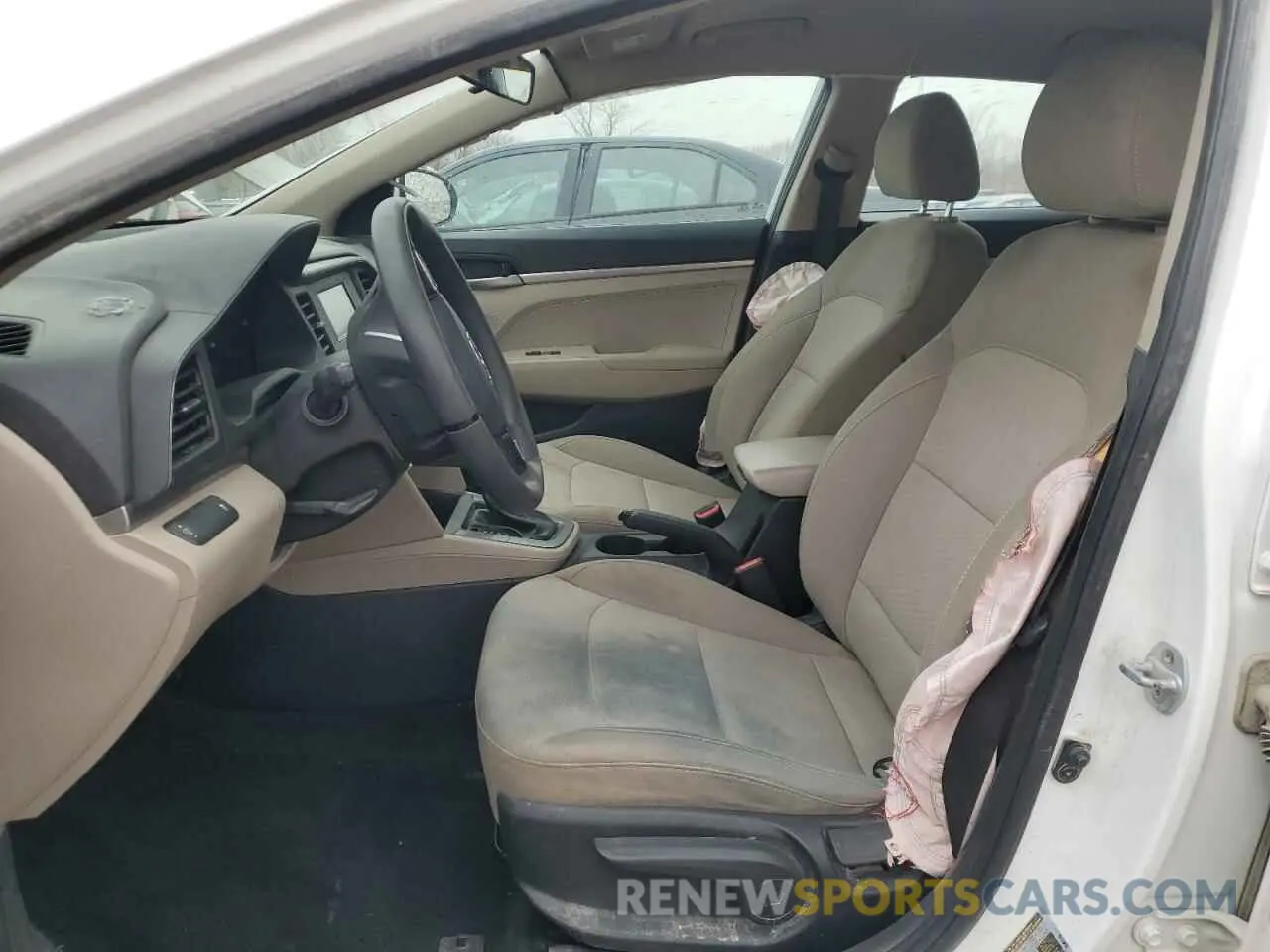 7 Photograph of a damaged car 5NPD74LF8KH491220 HYUNDAI ELANTRA 2019