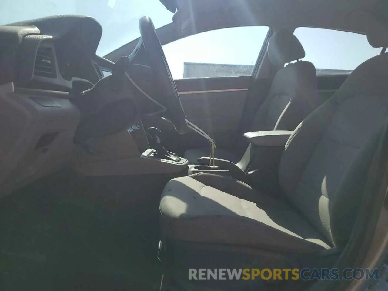 7 Photograph of a damaged car 5NPD74LF8KH493310 HYUNDAI ELANTRA 2019