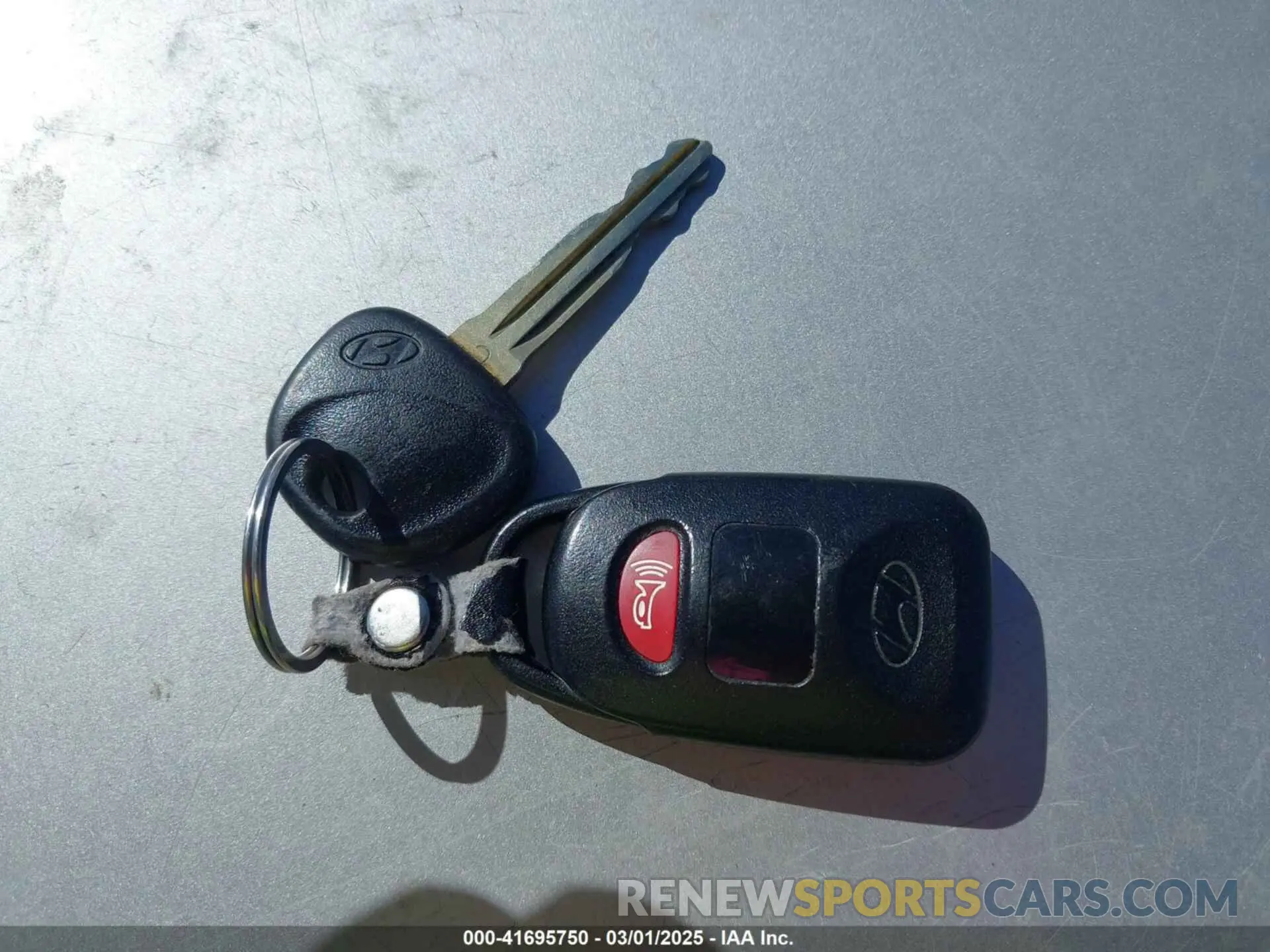 11 Photograph of a damaged car 5NPD74LF9KH412055 HYUNDAI ELANTRA 2019