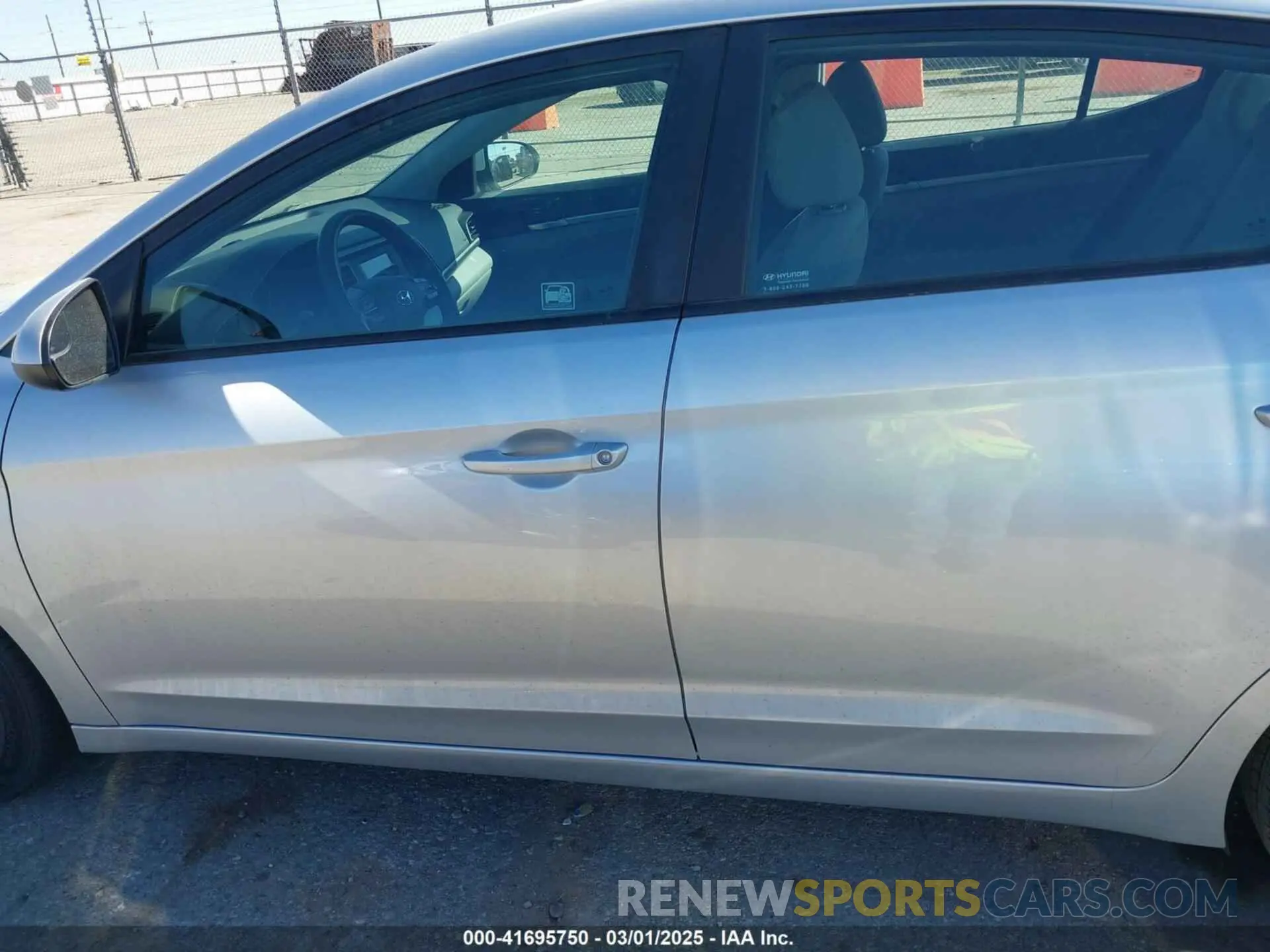 14 Photograph of a damaged car 5NPD74LF9KH412055 HYUNDAI ELANTRA 2019