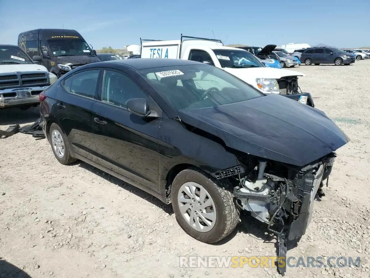 4 Photograph of a damaged car 5NPD74LF9KH416364 HYUNDAI ELANTRA 2019